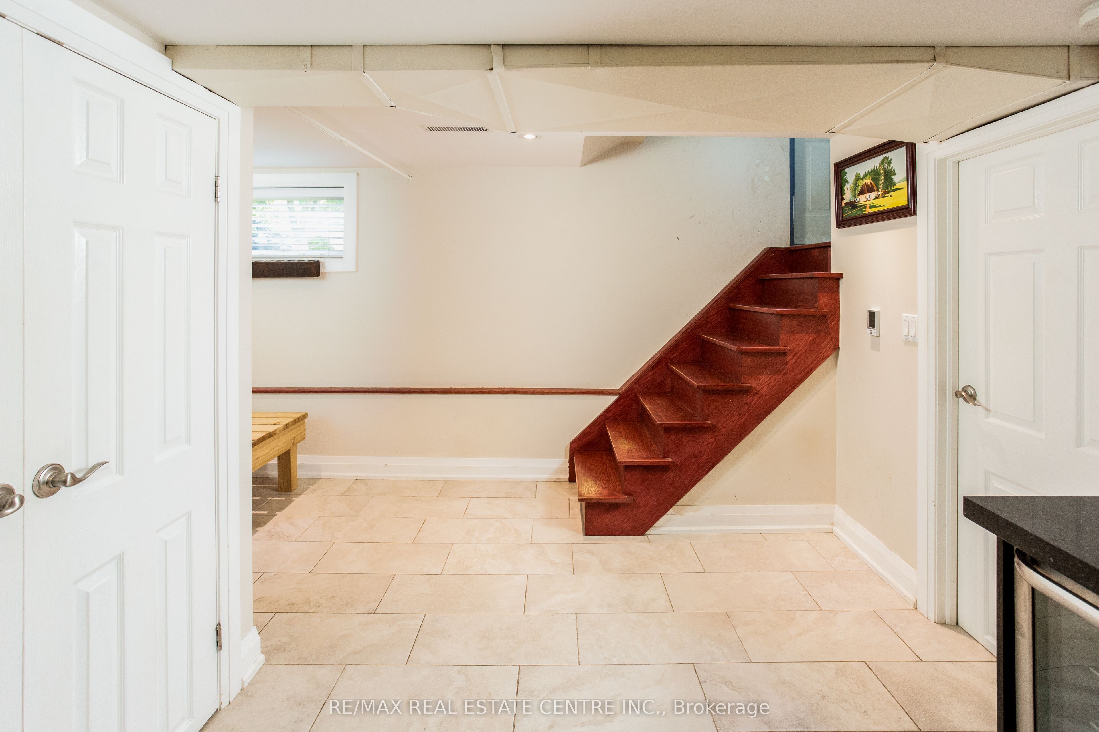 2450 Edenhurst Drive Property Photo 15