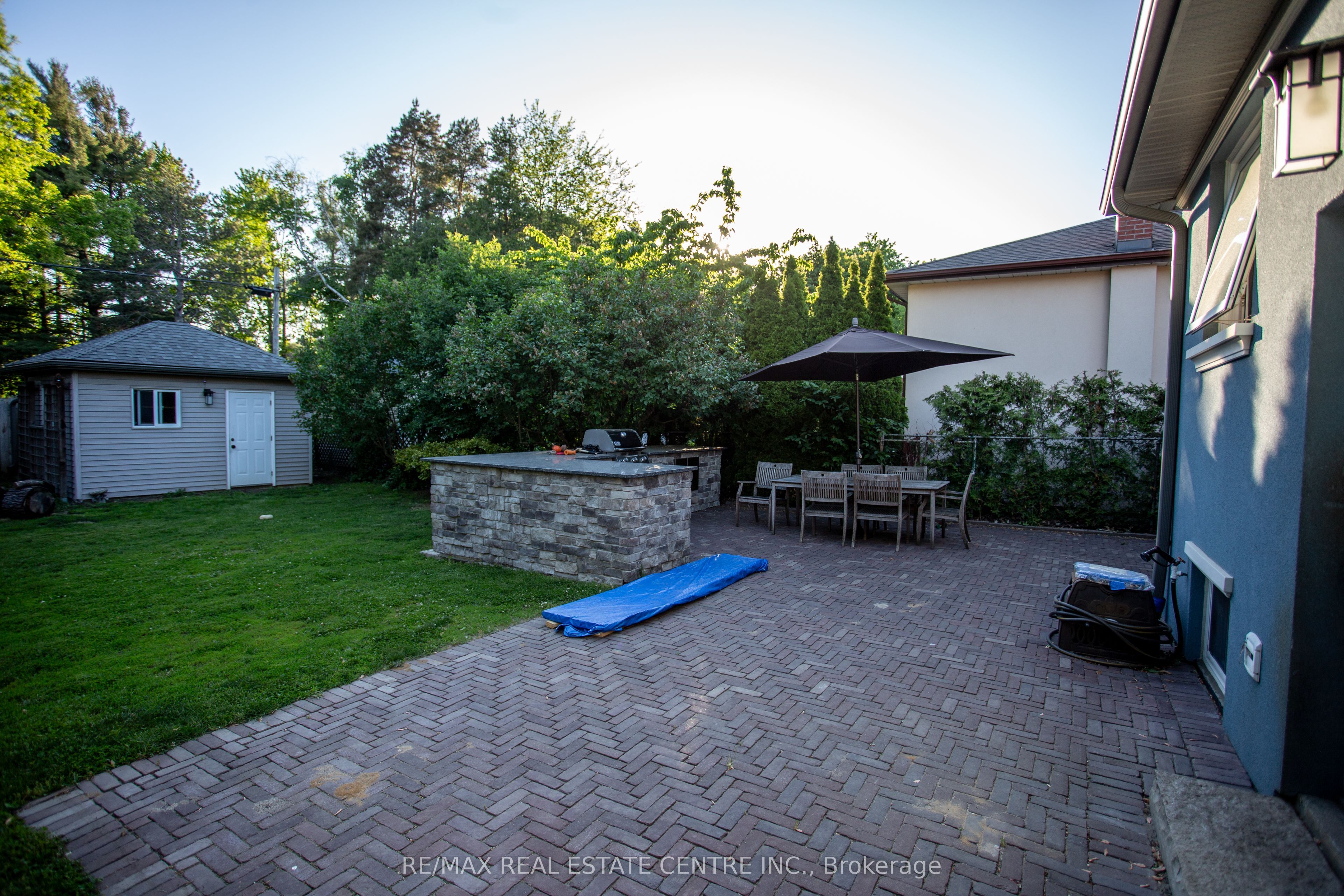 2450 Edenhurst Drive Property Photo 31