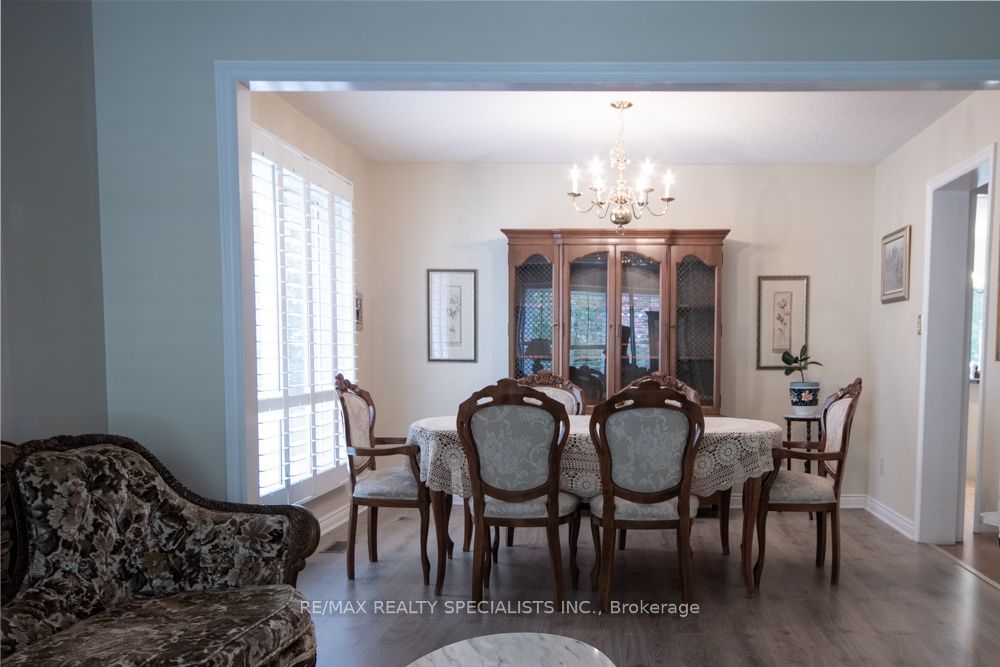 358 Erin Street Property Photo 10
