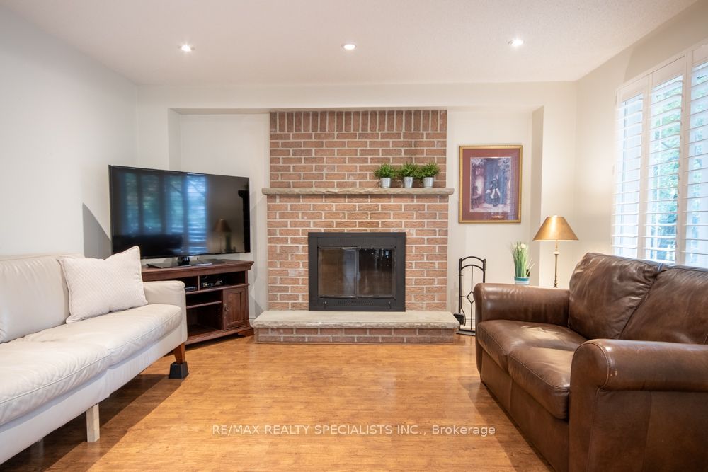 358 Erin Street Property Photo 14