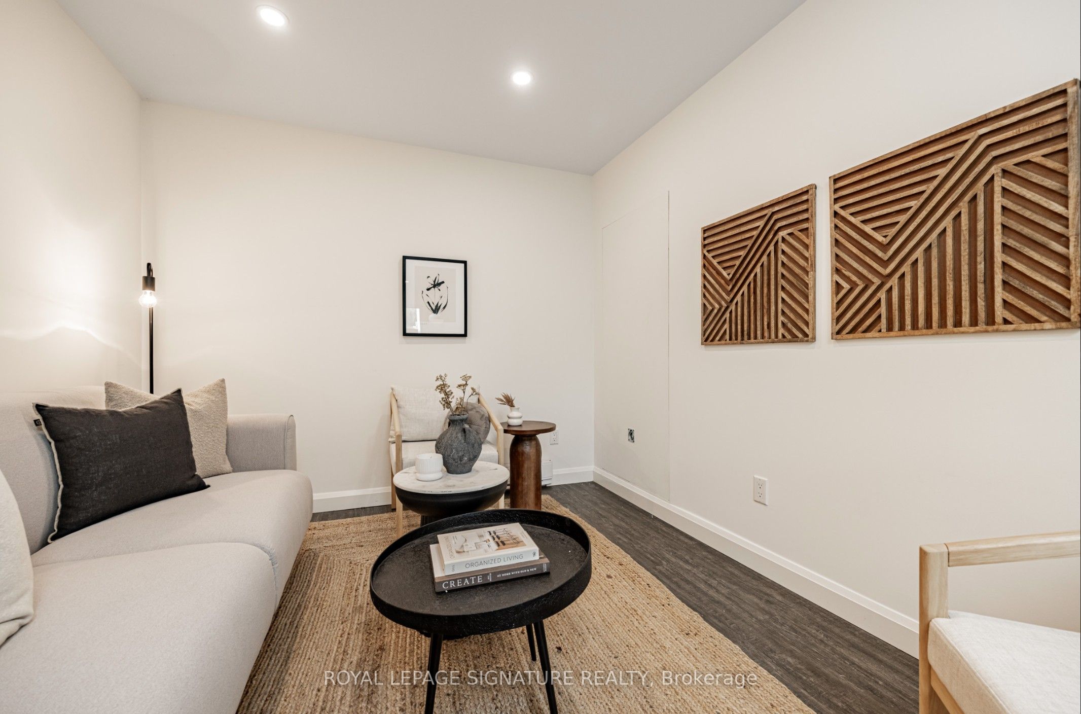 54 Pasadena Gardens B Property Photo 6