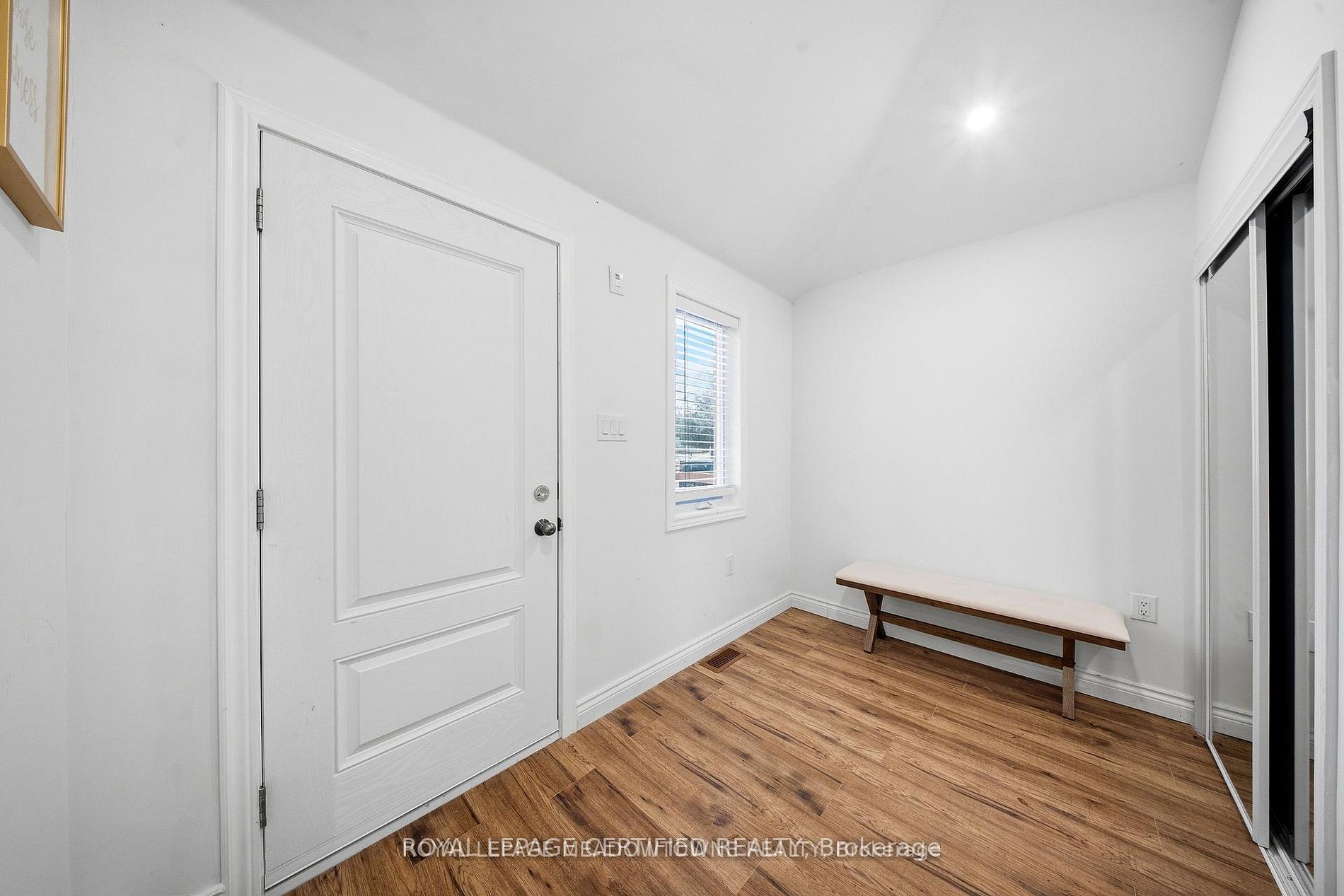 208 Glen Oak Drive Property Photo 10