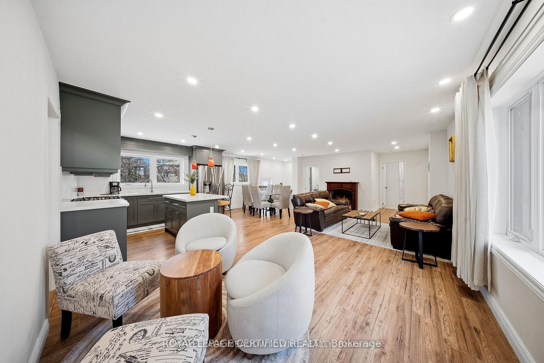 208 Glen Oak Drive Property Photo 13