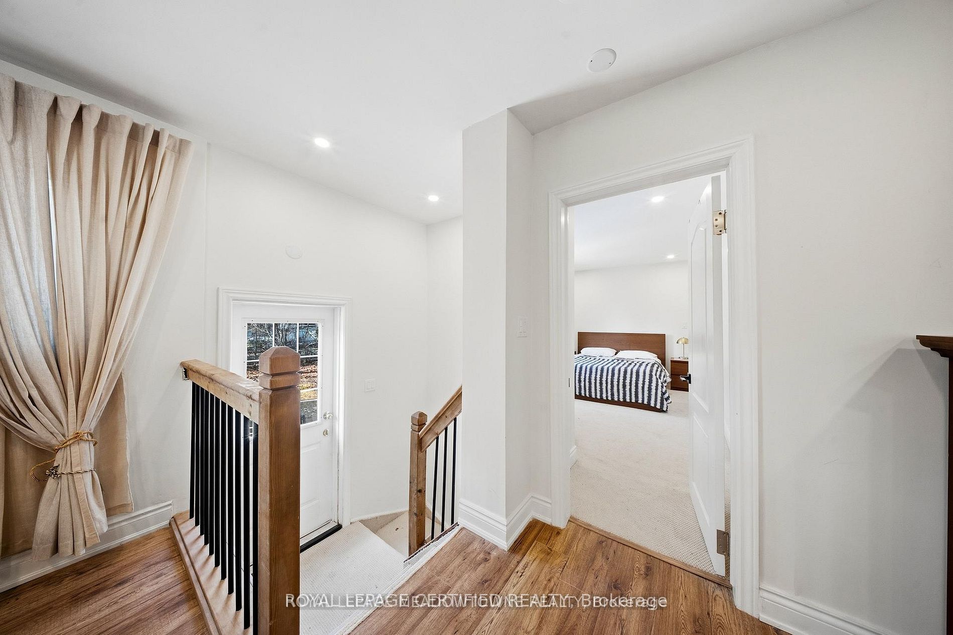 208 Glen Oak Drive Property Photo 27