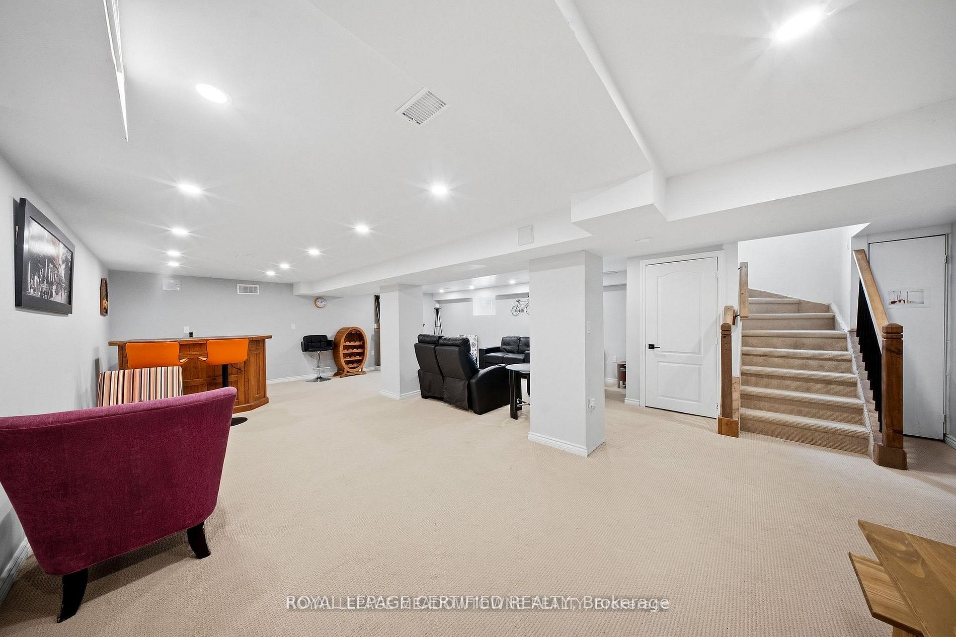208 Glen Oak Drive Property Photo 35