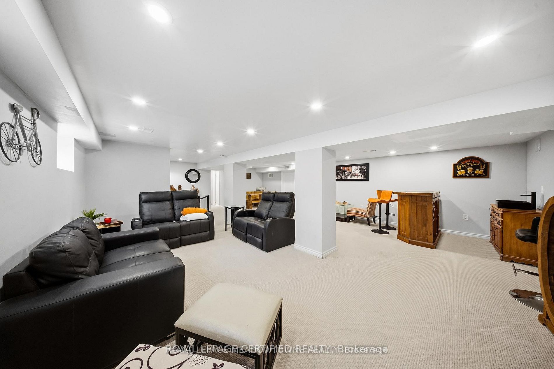208 Glen Oak Drive Property Photo 36