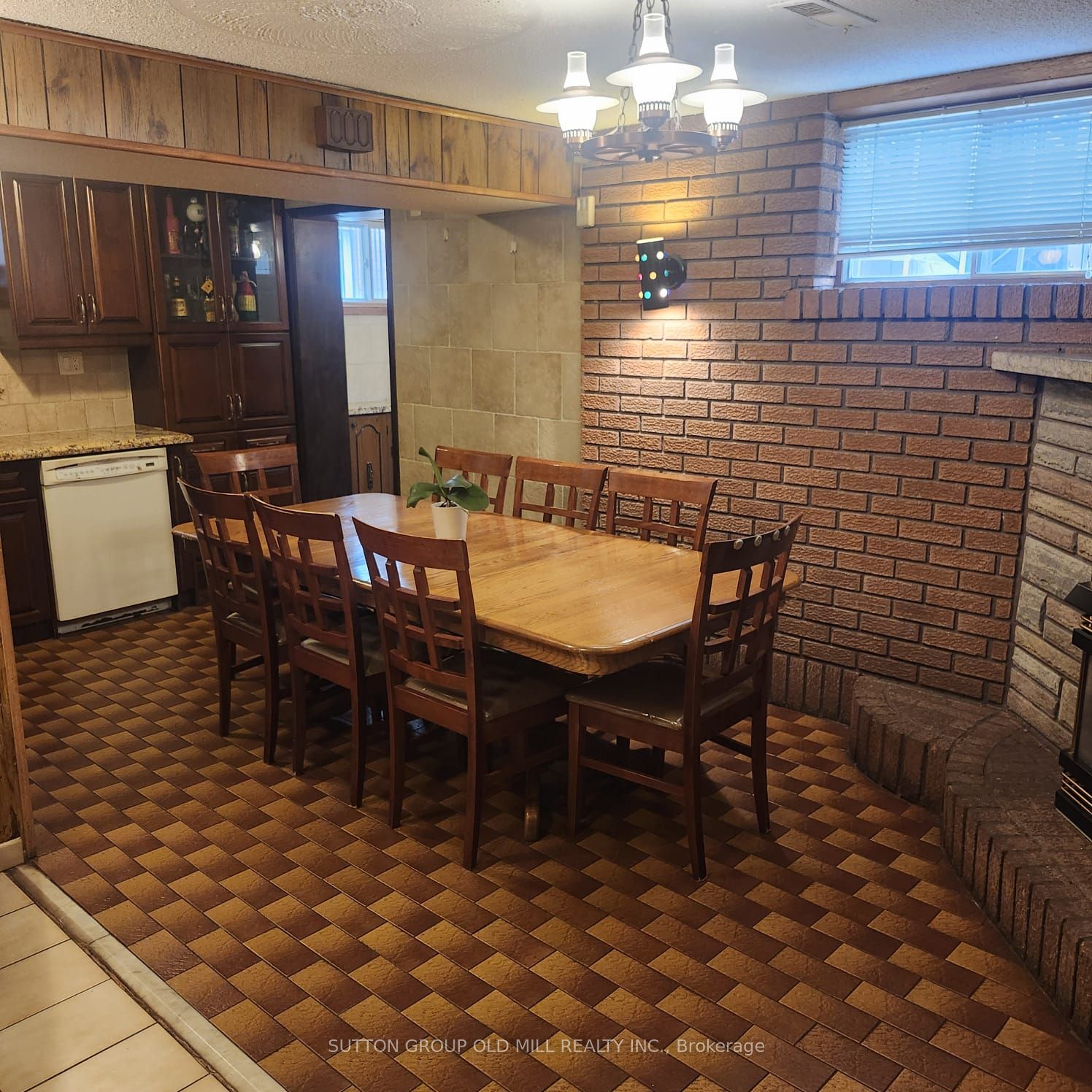 194 Beta Street Property Photo 19
