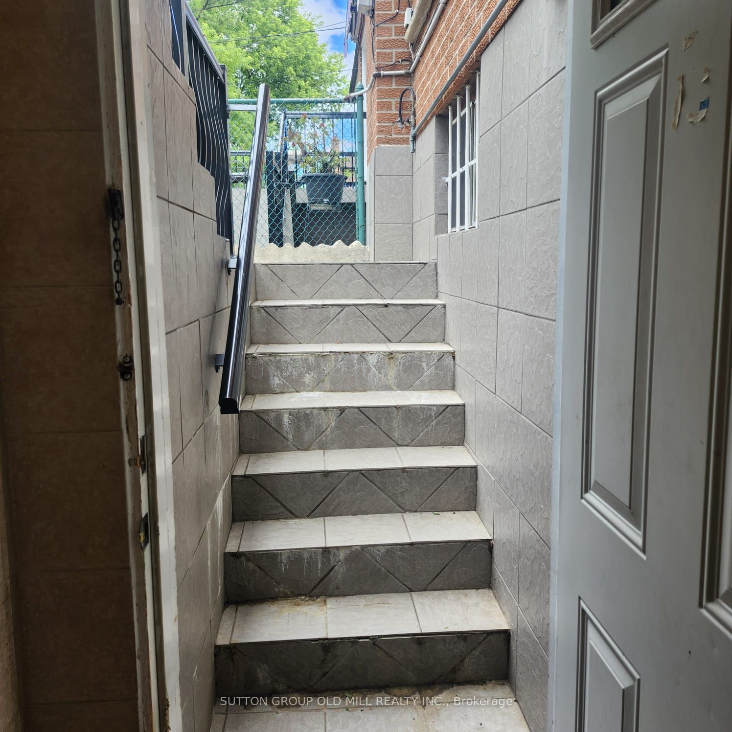 194 Beta Street Property Photo 23