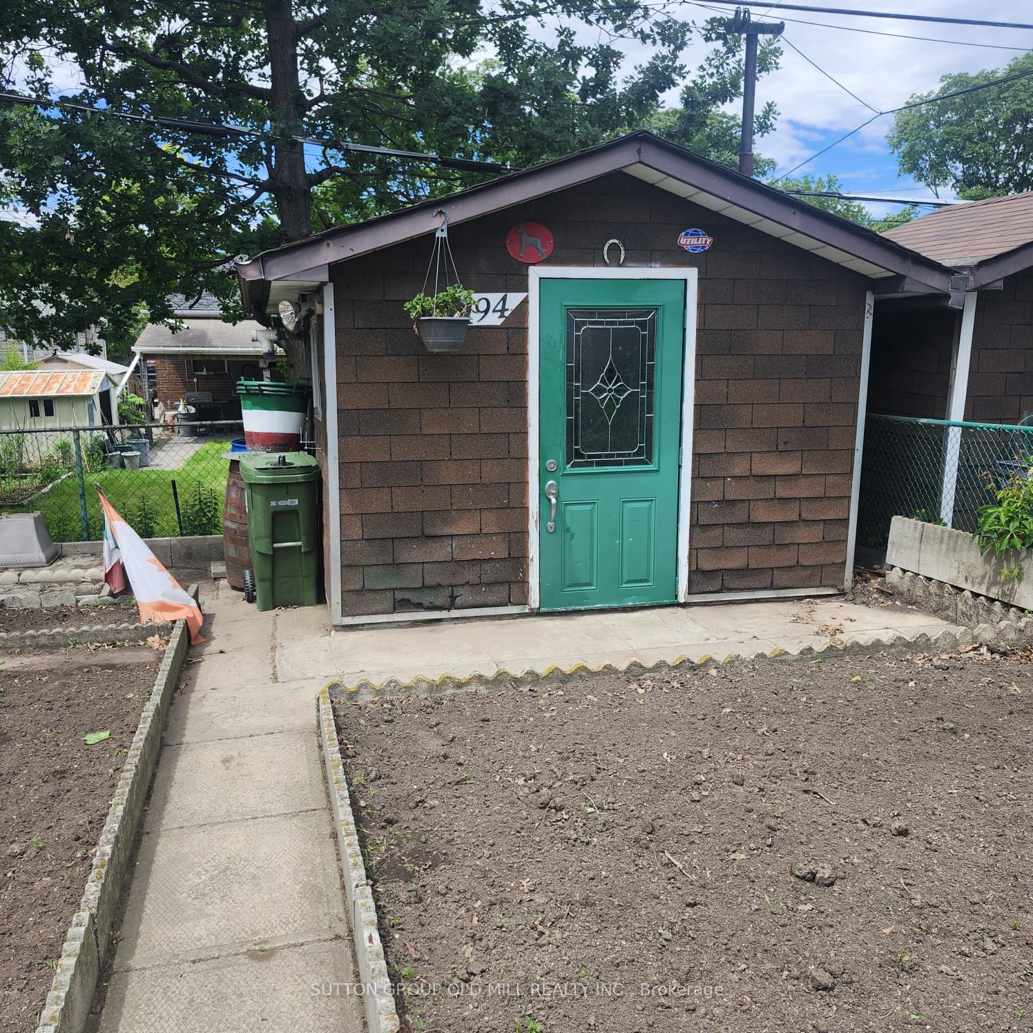 194 Beta Street Property Photo 26