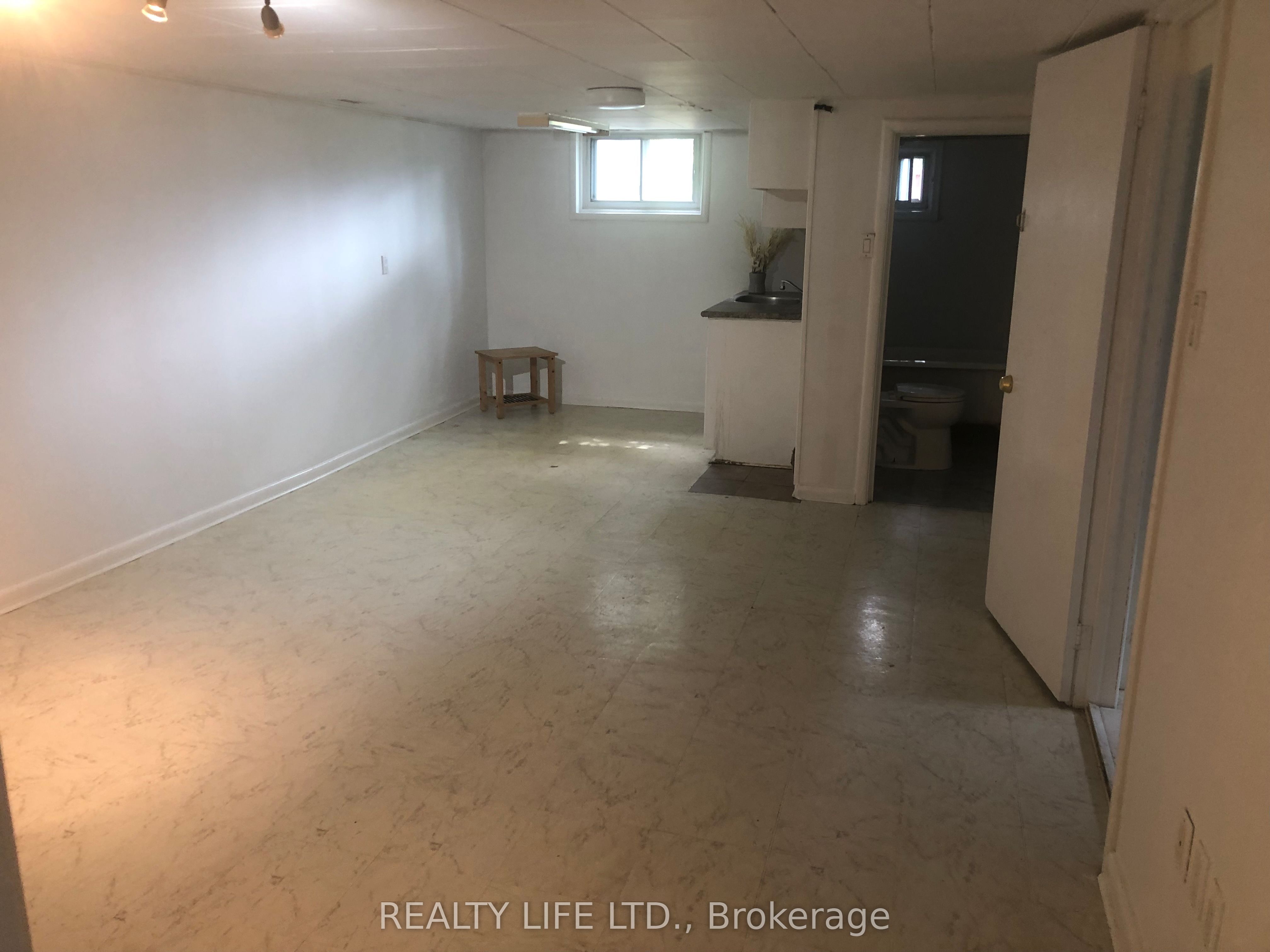 54 Garside Crescent Property Photo 16