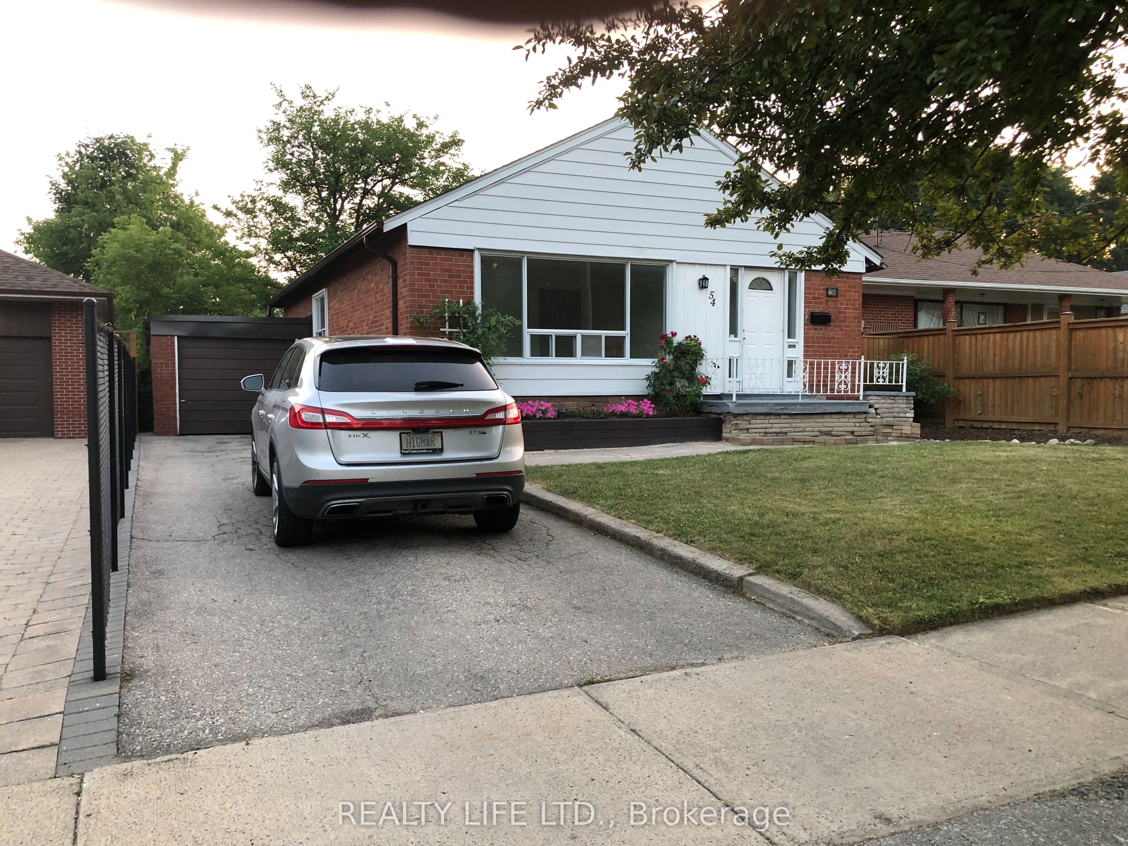 54 Garside Crescent Property Photo 26