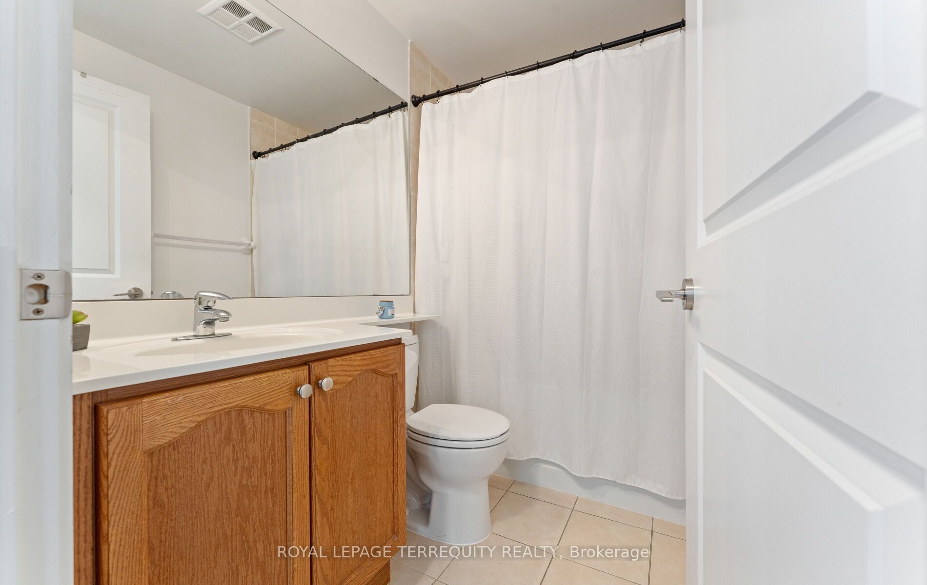 80 Absolute Avenue 406 Property Photo 20