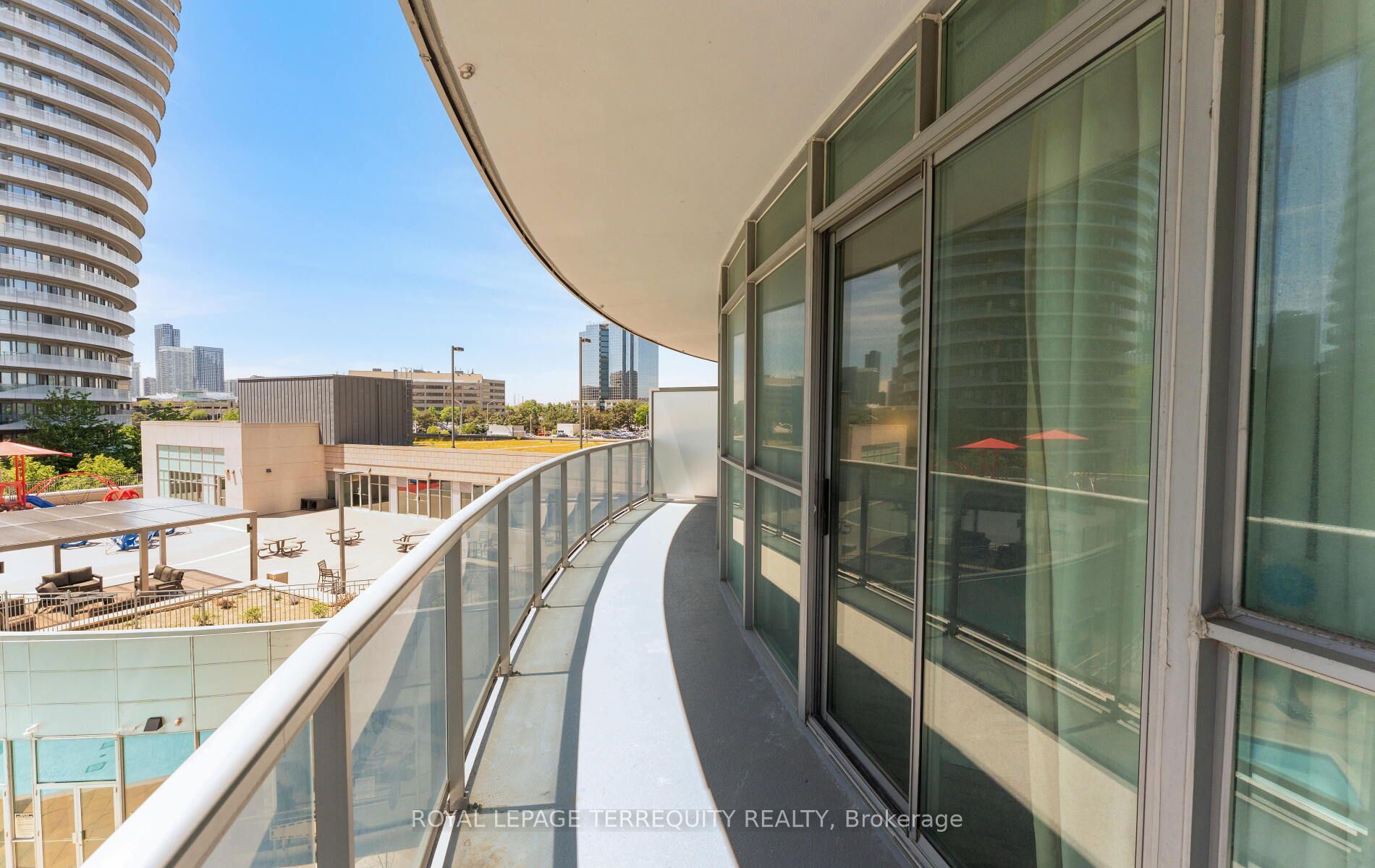 80 Absolute Avenue 406 Property Photo 24