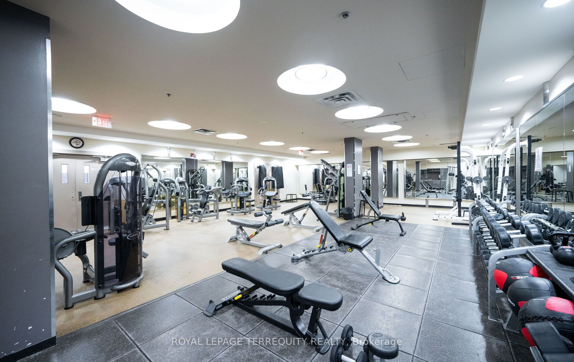 80 Absolute Avenue 406 Property Photo 30