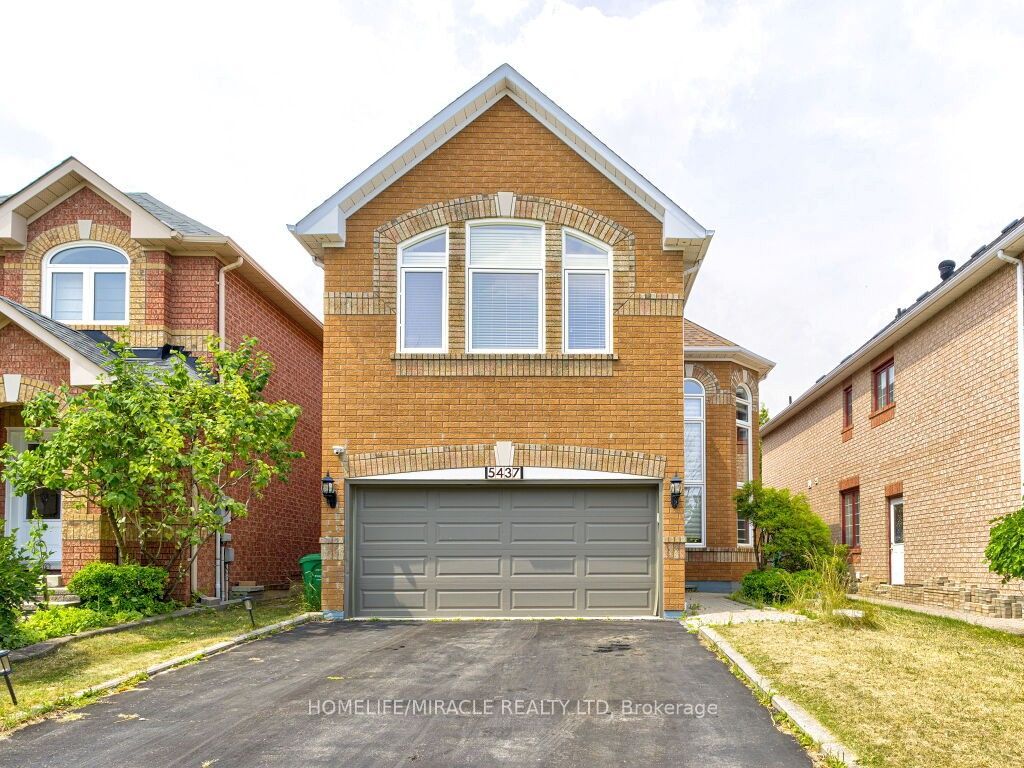 5437 Royal Aberdeen Drive Property Photo 1