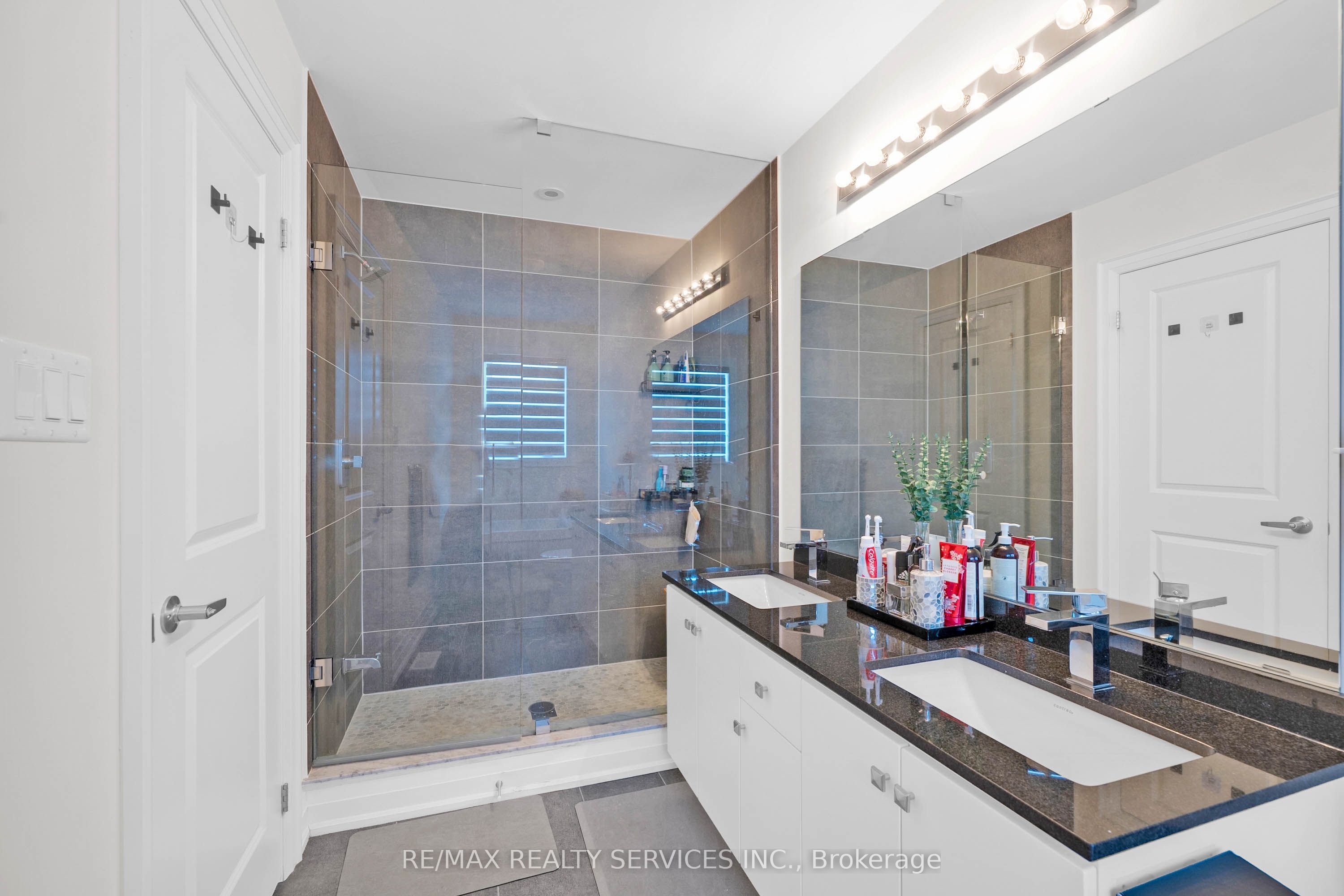 6 Lollard Way Property Photo 20