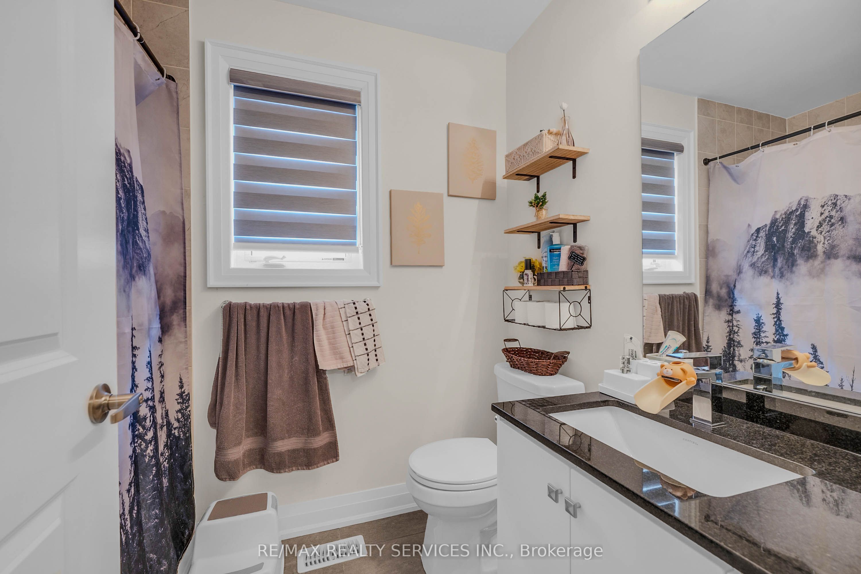 6 Lollard Way Property Photo 27