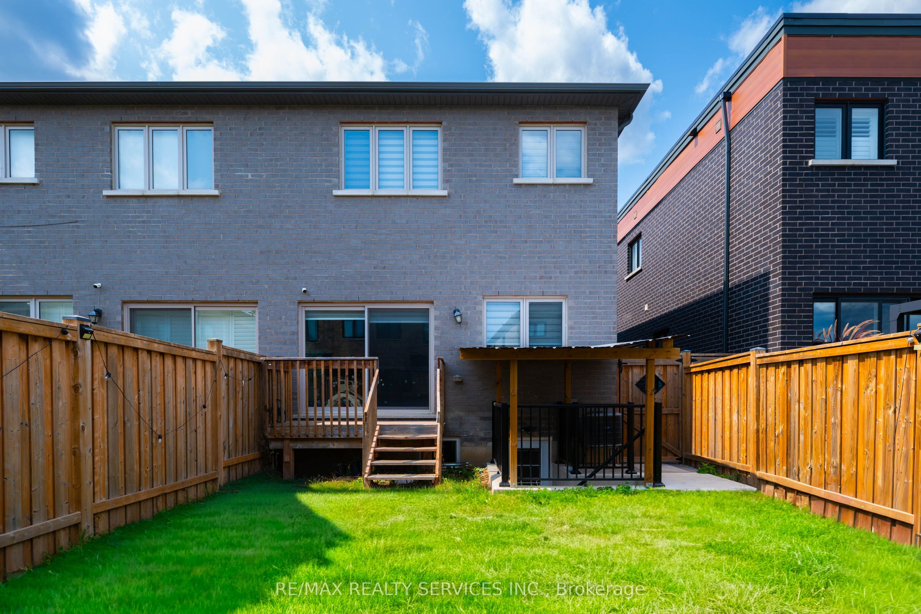 6 Lollard Way Property Photo 29