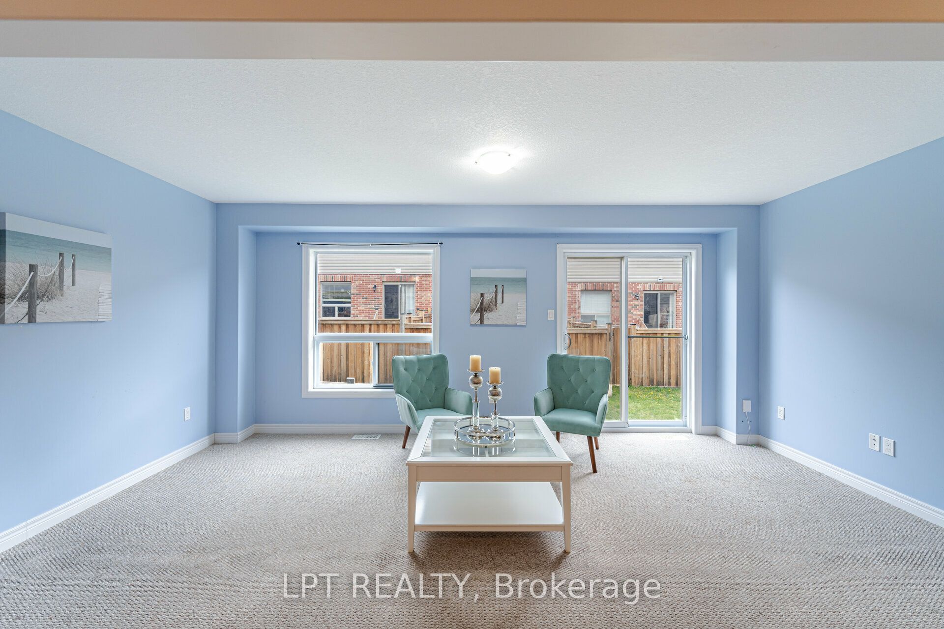 124 Parkinson Crescent 15 Property Photo 3