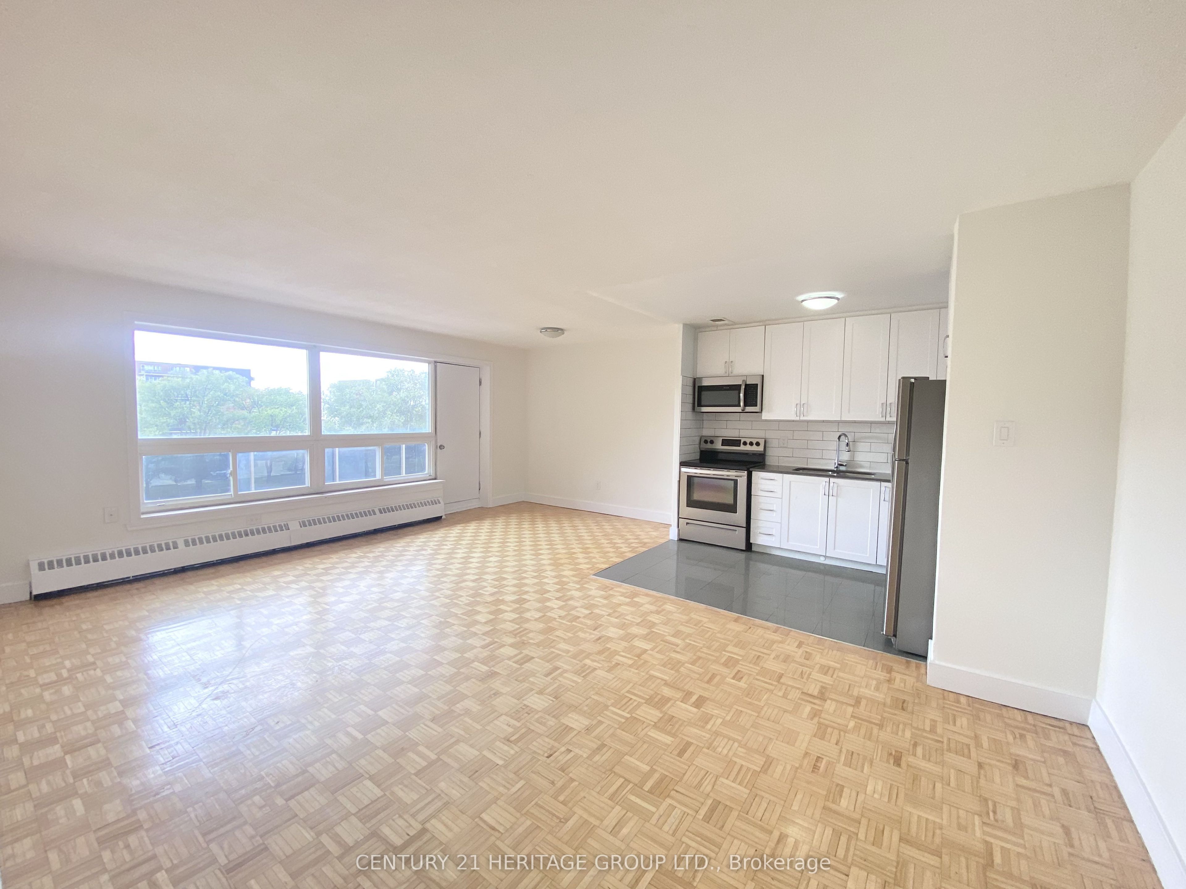 10 Garfella Drive 401 Property Photo 2