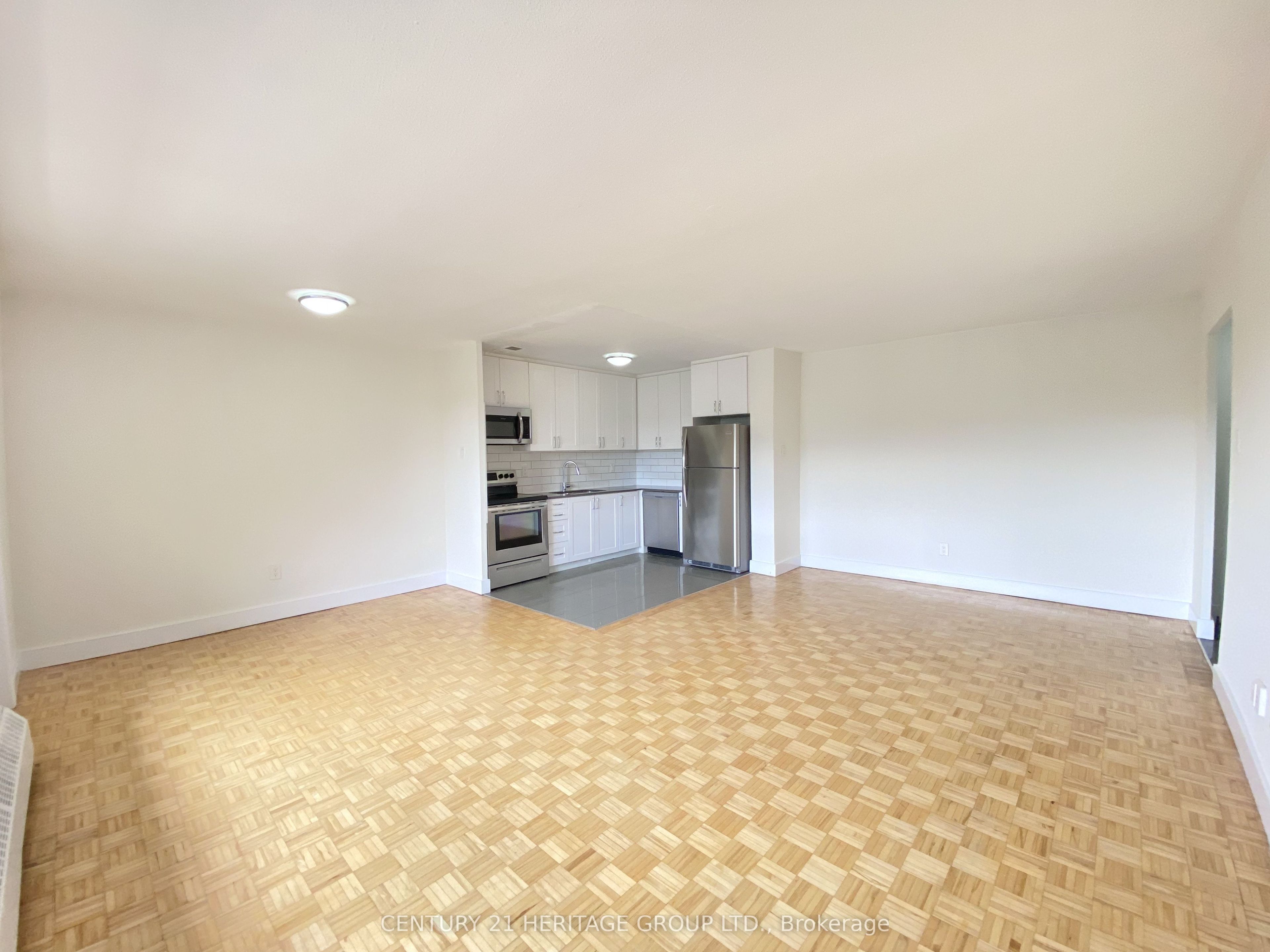 10 Garfella Drive 401 Property Photo 4