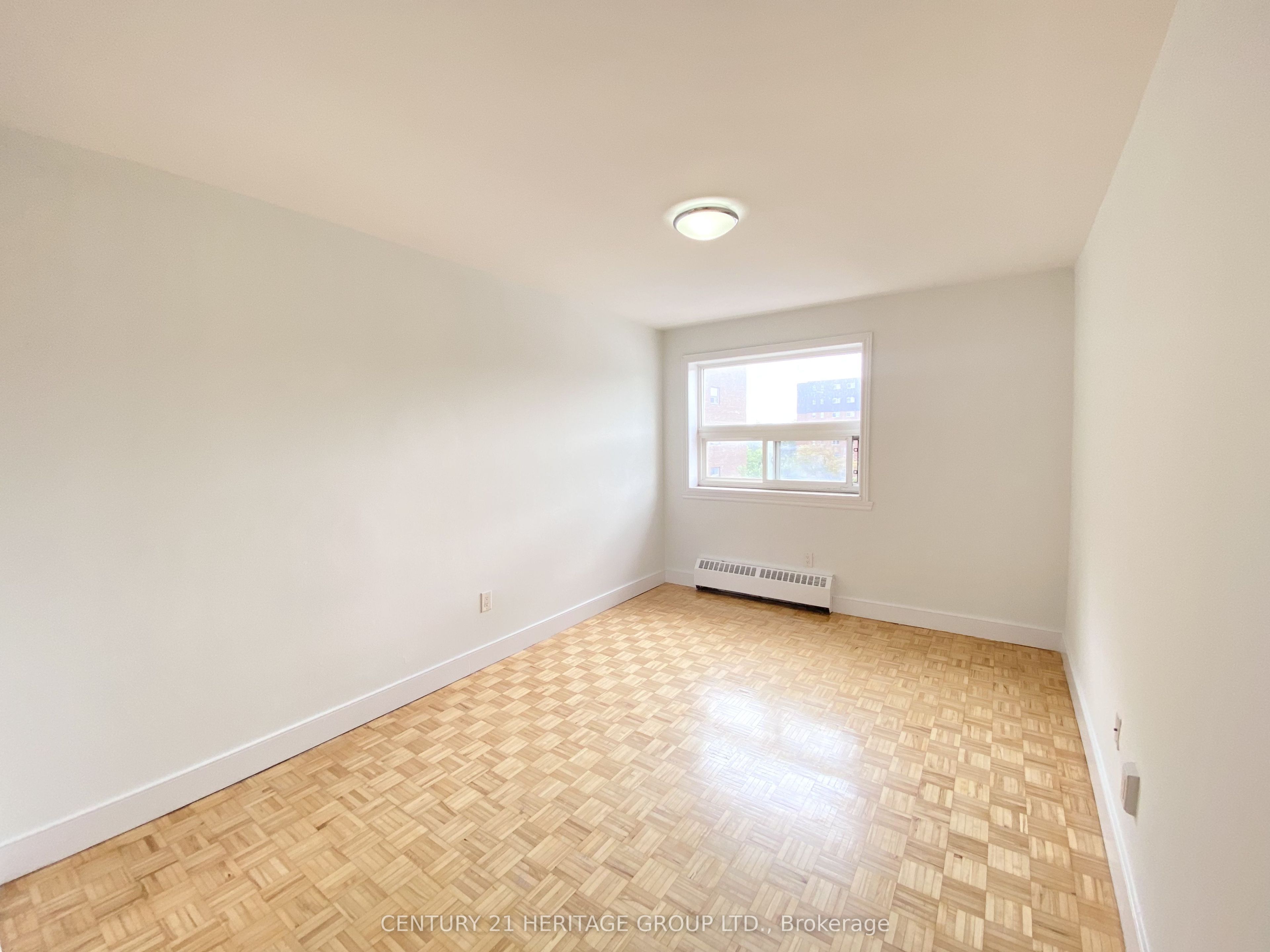 10 Garfella Drive 401 Property Photo 11