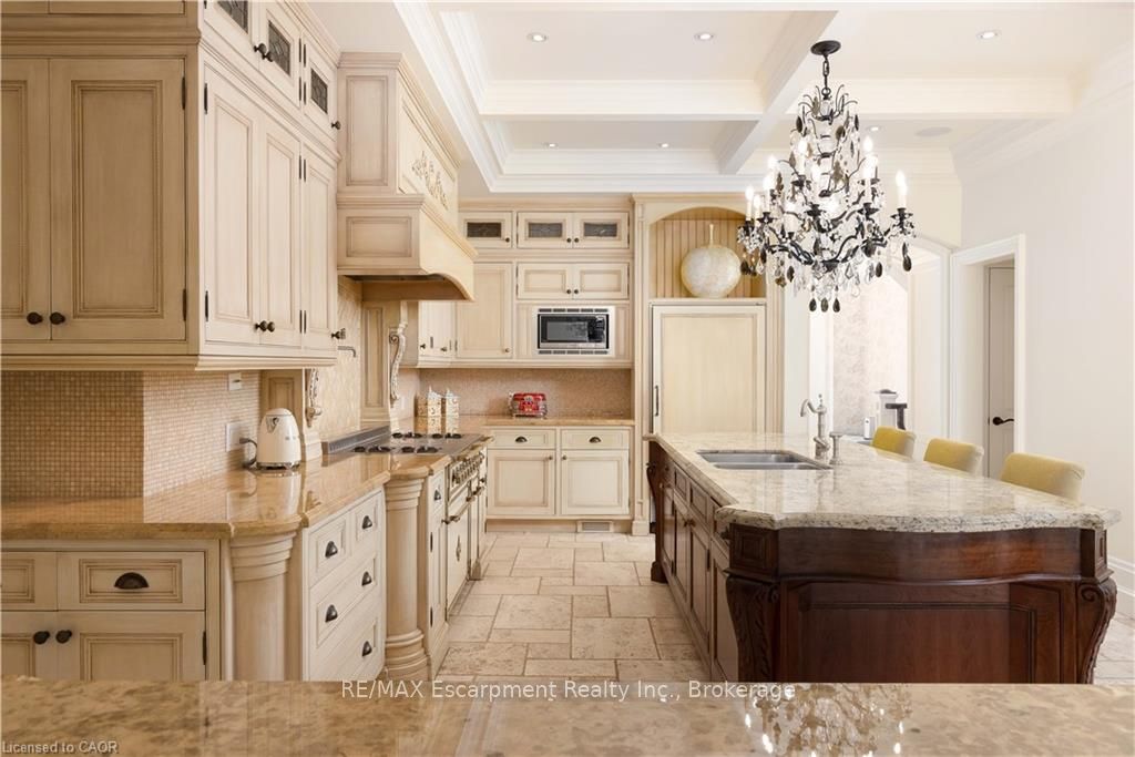 1081 Argyle Drive Property Photo 10