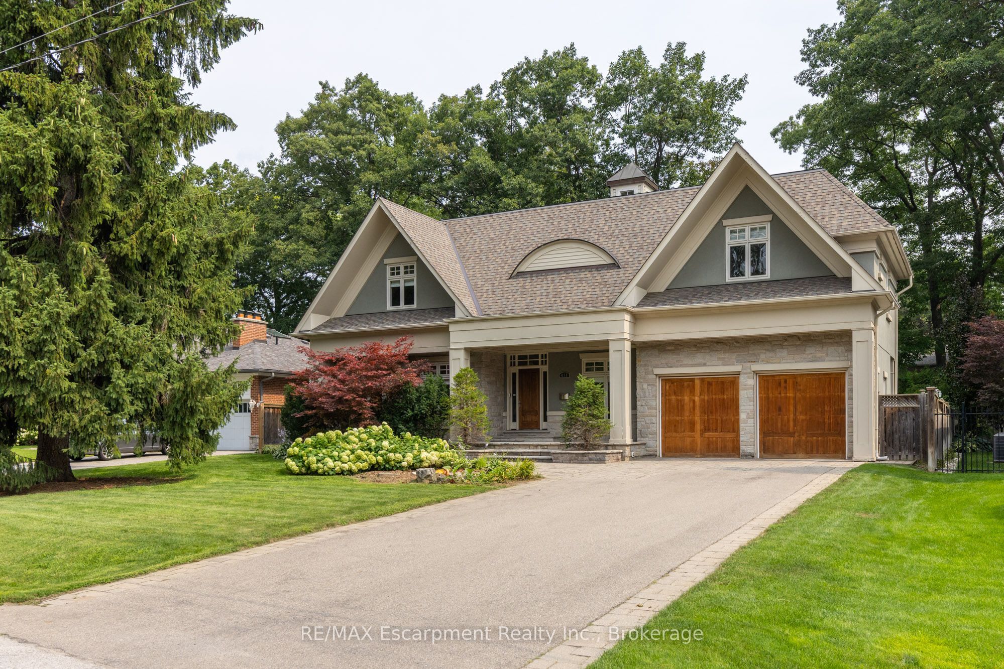 411 WEDGEWOOD Drive