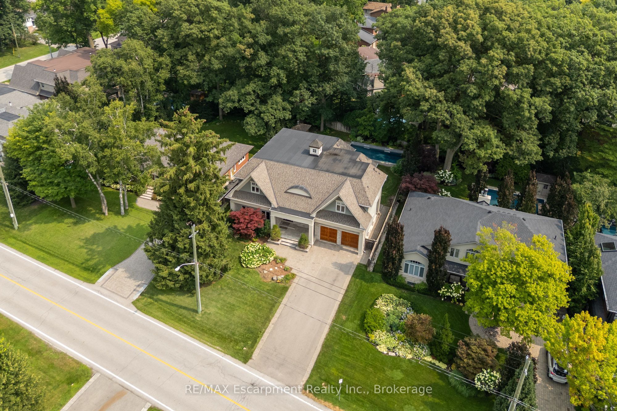 411 Wedgewood Drive Property Photo 6