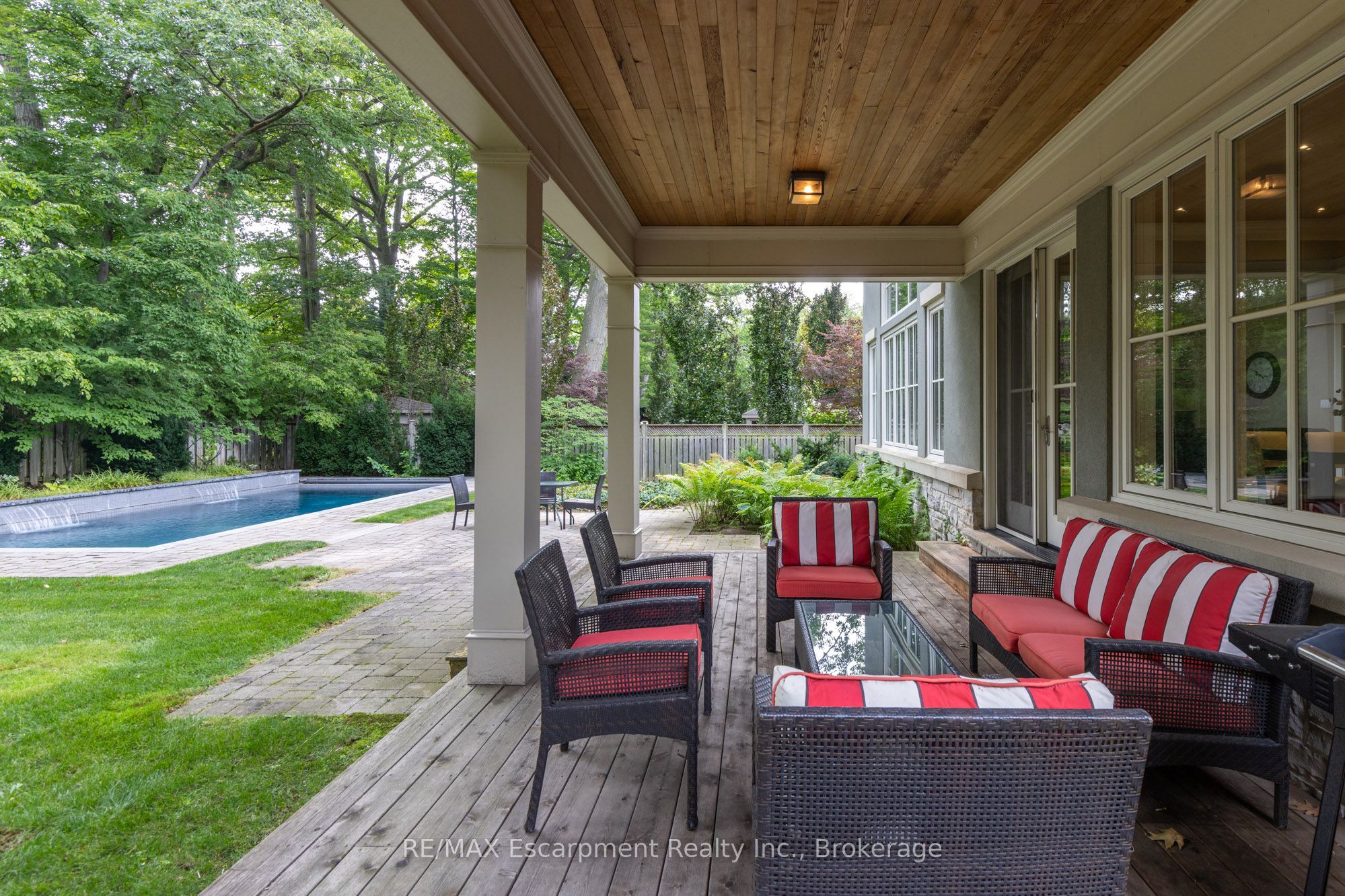 411 Wedgewood Drive Property Photo 14