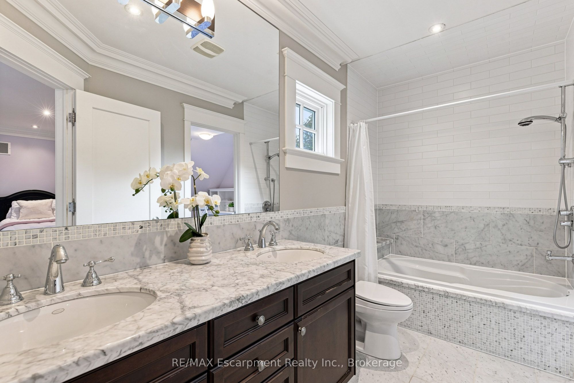 411 Wedgewood Drive Property Photo 49