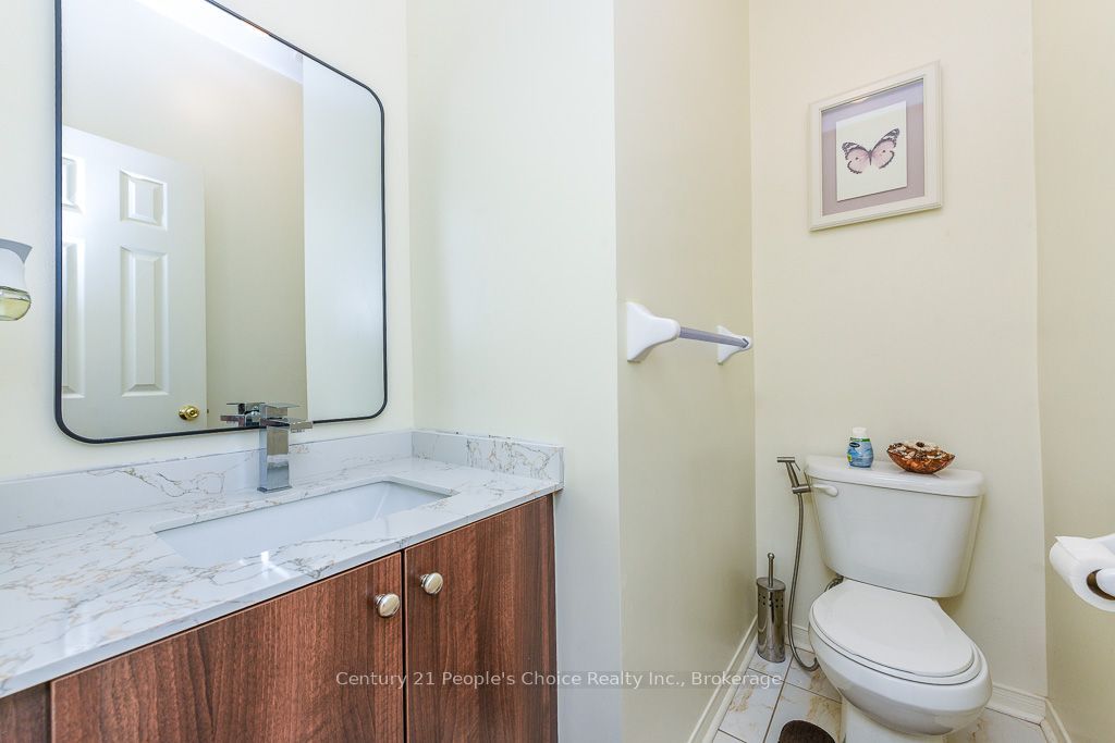 270 Brussels Avenue Property Photo 7