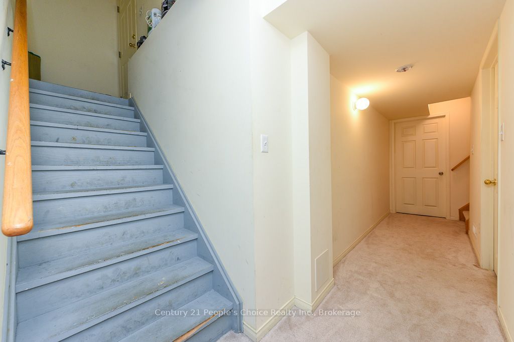 270 Brussels Avenue Property Photo 37