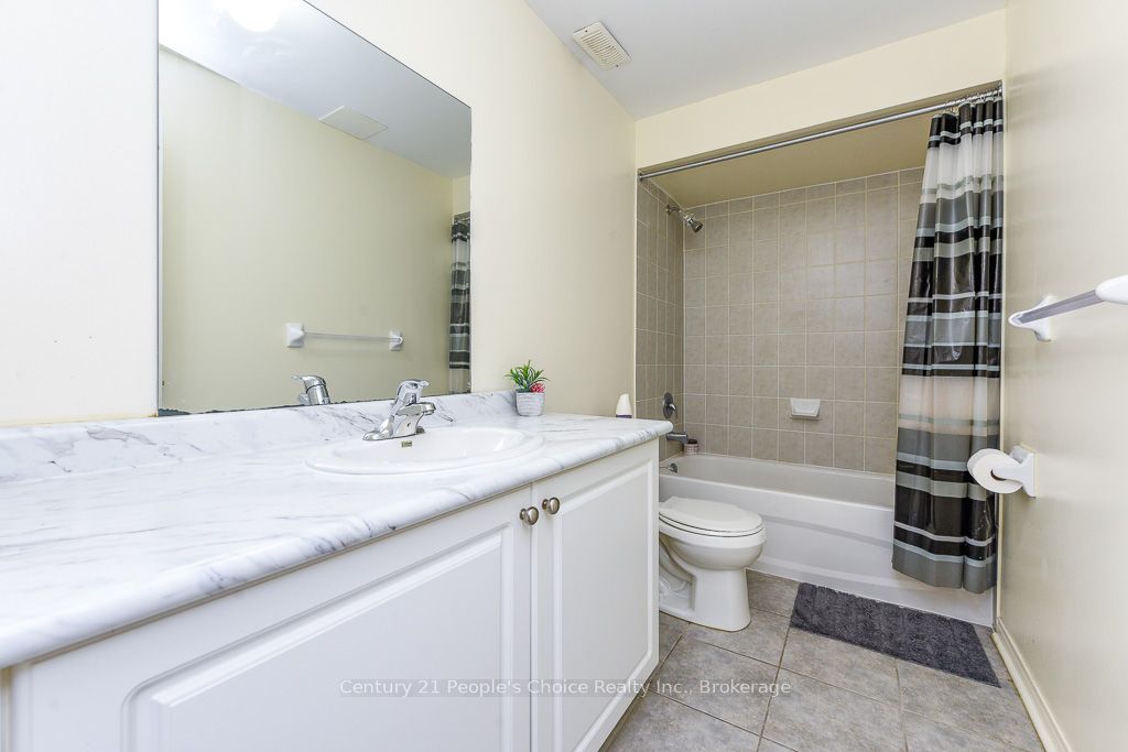 270 Brussels Avenue Property Photo 43