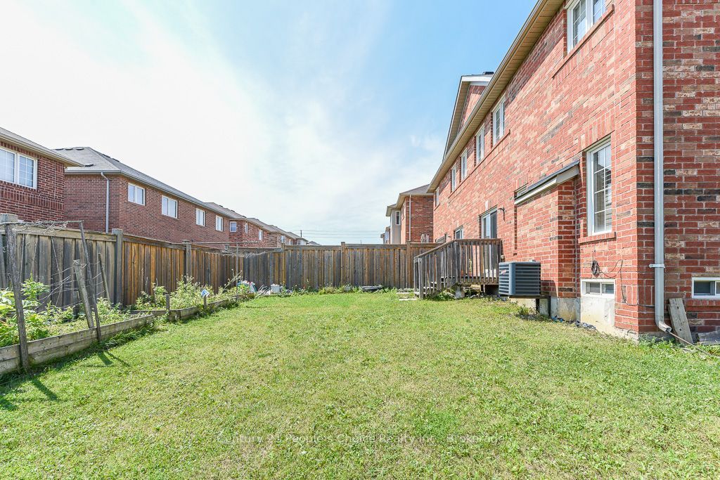 270 Brussels Avenue Property Photo 45