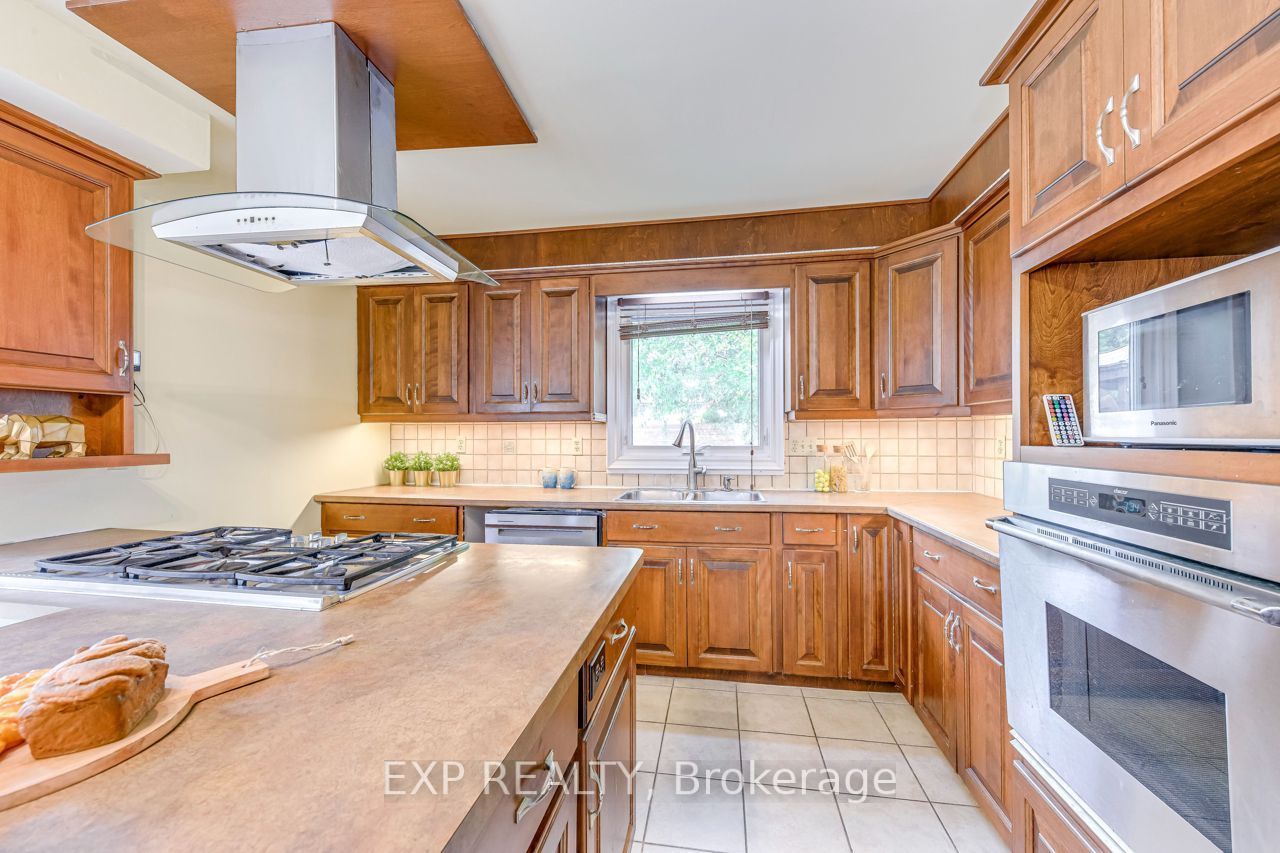 1060 Glendor Avenue Main Property Photo 13