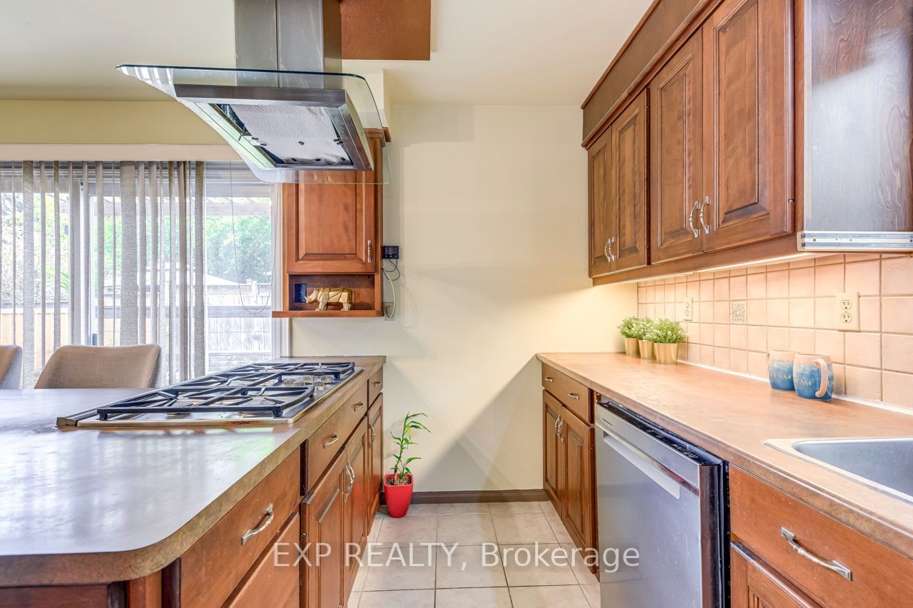 1060 Glendor Avenue Main Property Photo 15