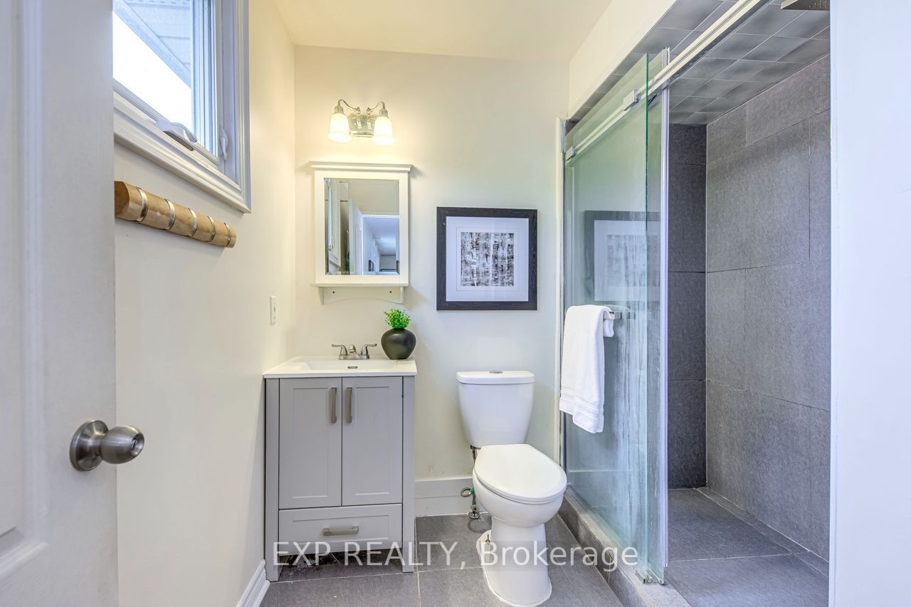 1060 Glendor Avenue Main Property Photo 25