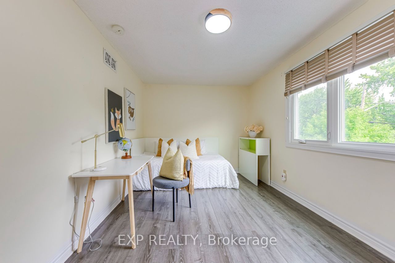 1060 Glendor Avenue Main Property Photo 28
