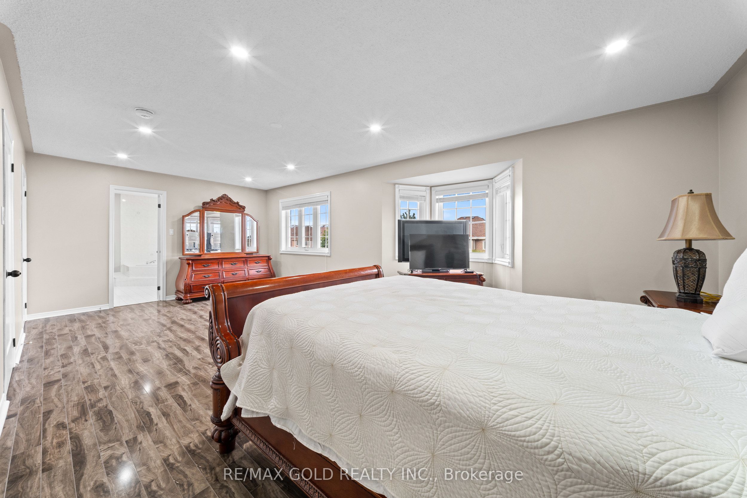 119 Mountainash Road Property Photo 24
