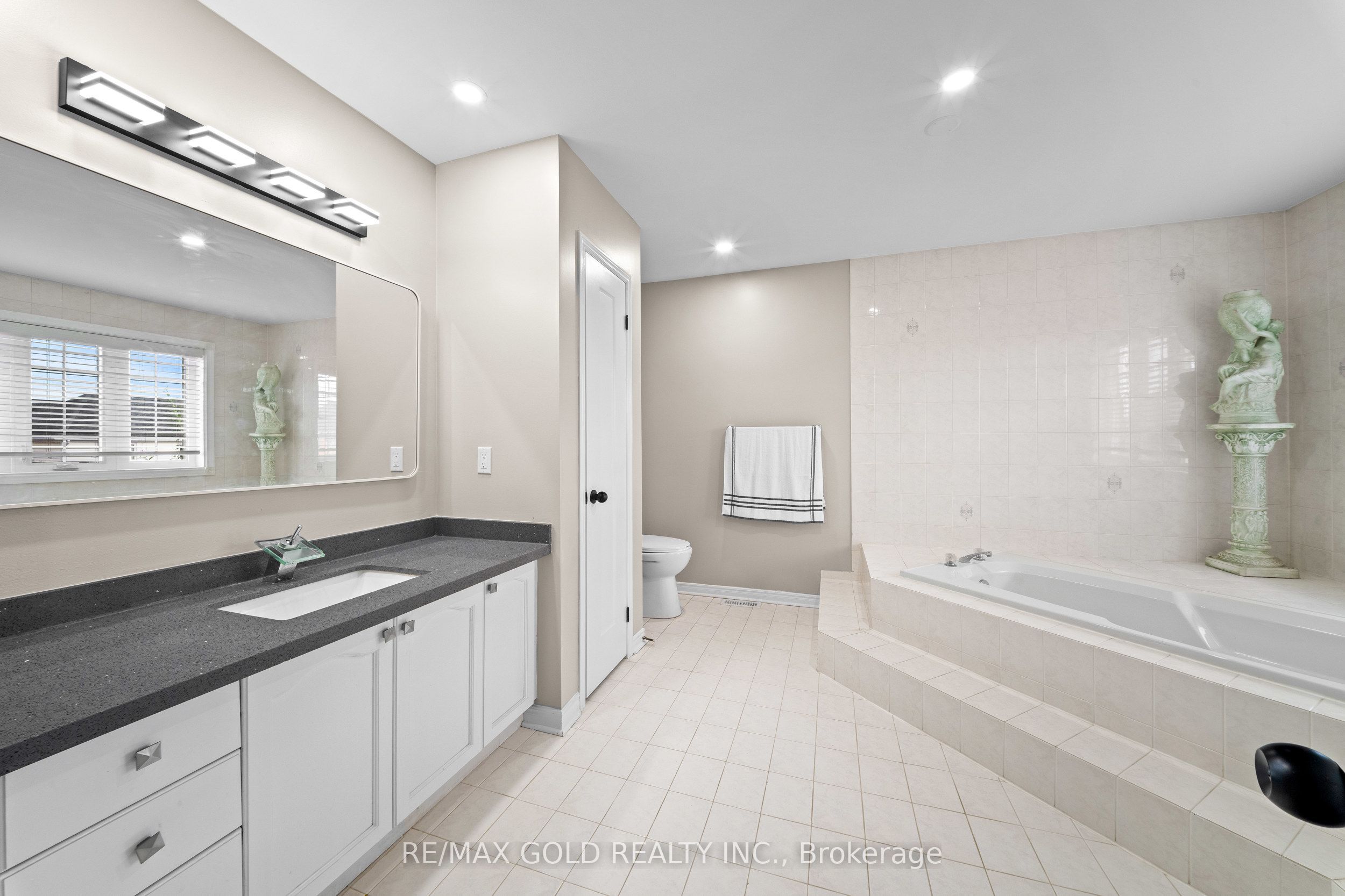 119 Mountainash Road Property Photo 25