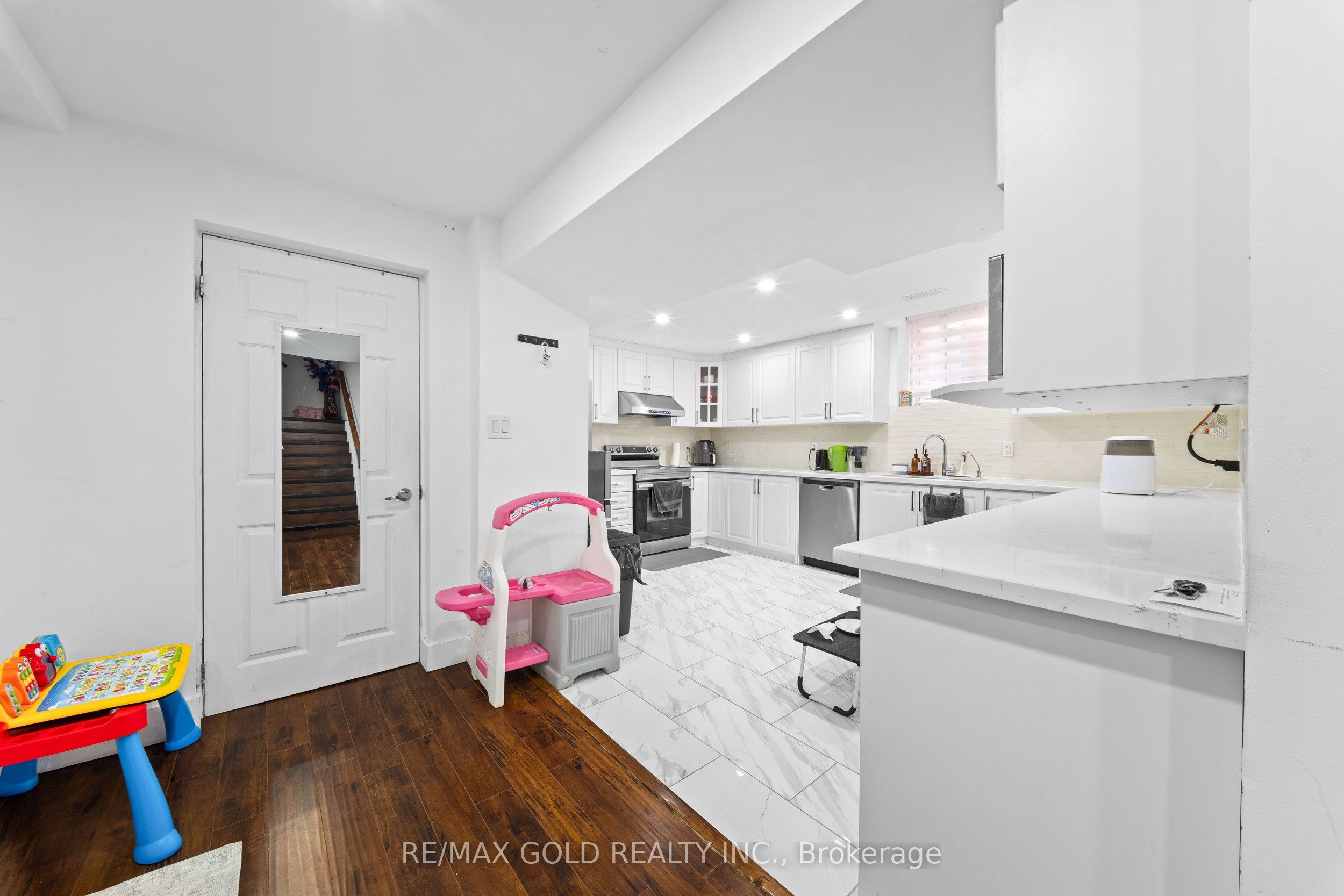119 Mountainash Road Property Photo 34