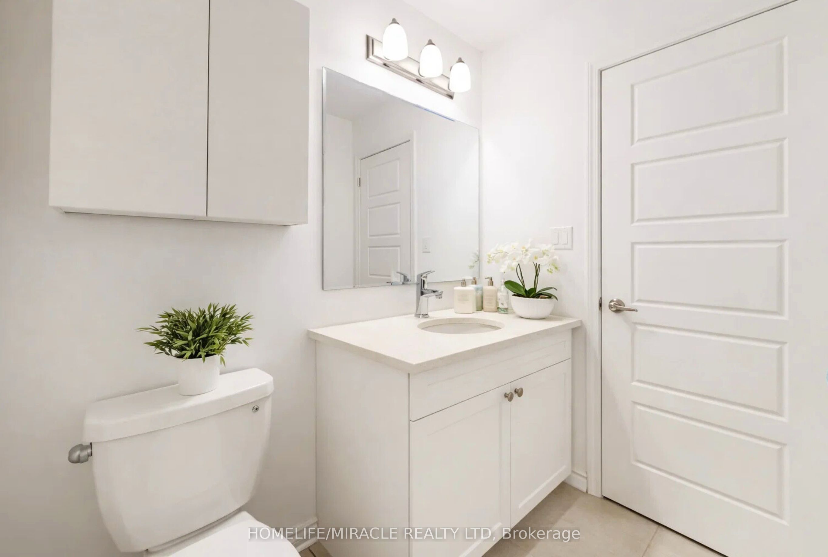 1587 Moira Crescent Property Photo 22