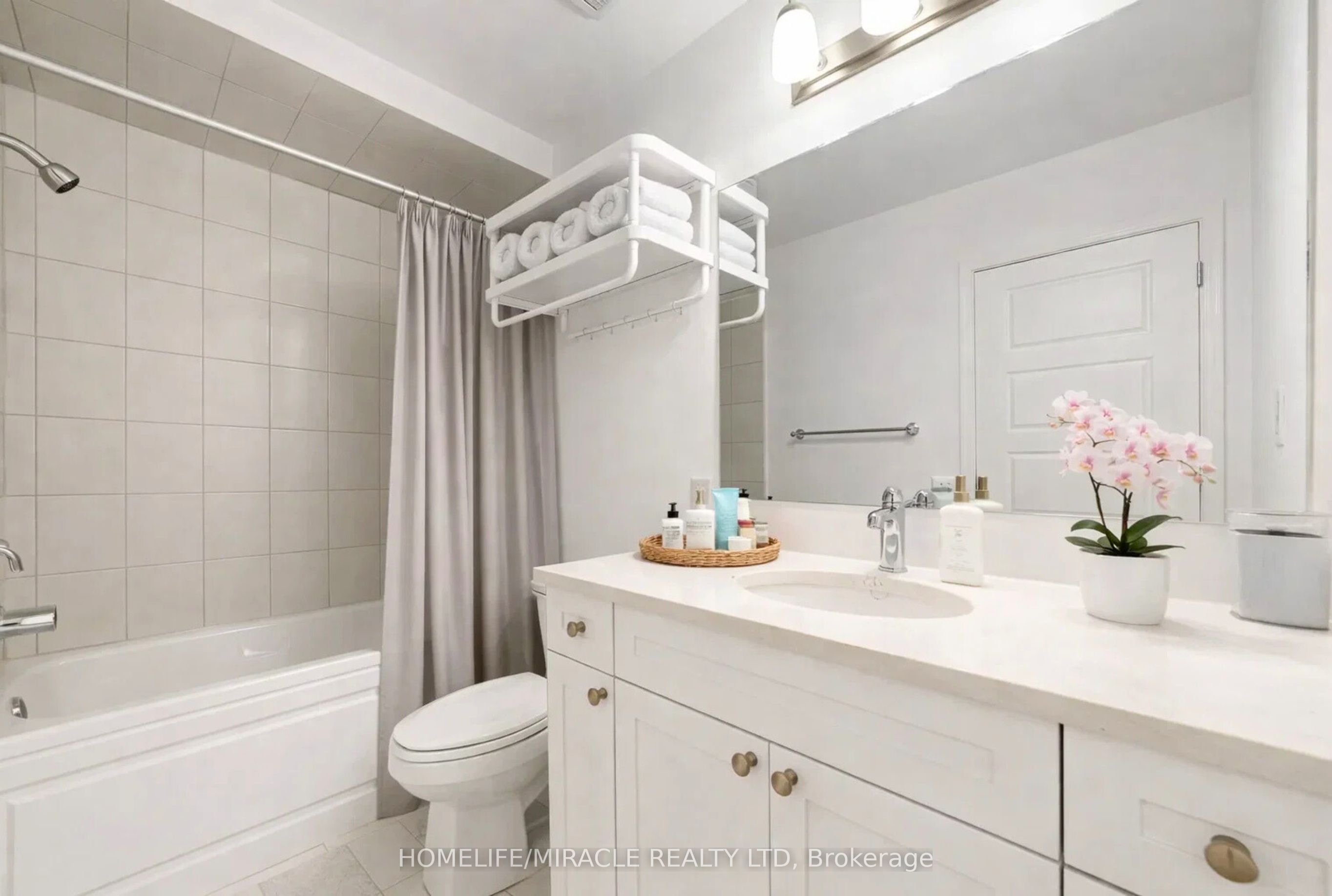 1587 Moira Crescent Property Photo 25
