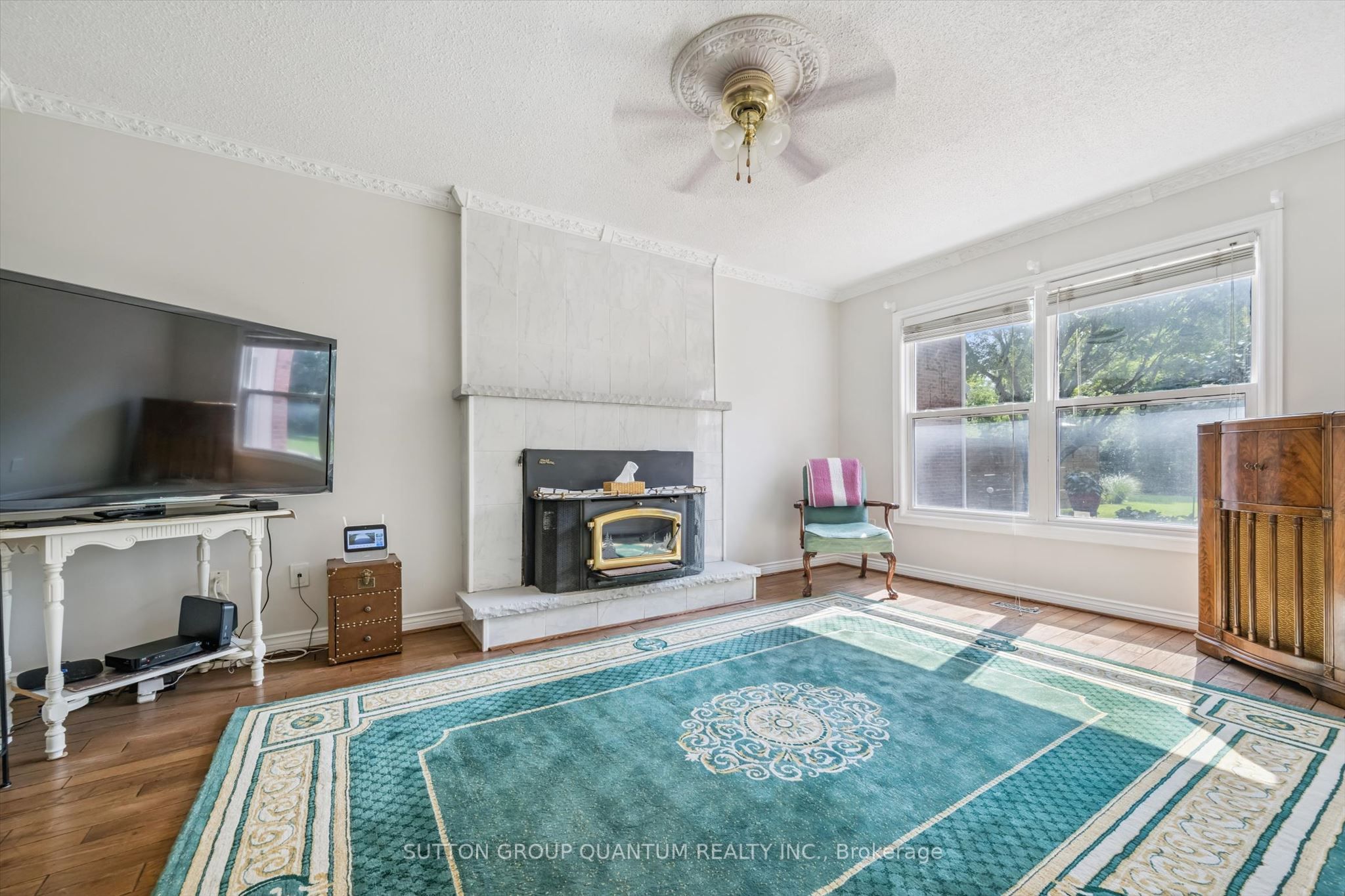2944 Kingsway Drive Property Photo 12
