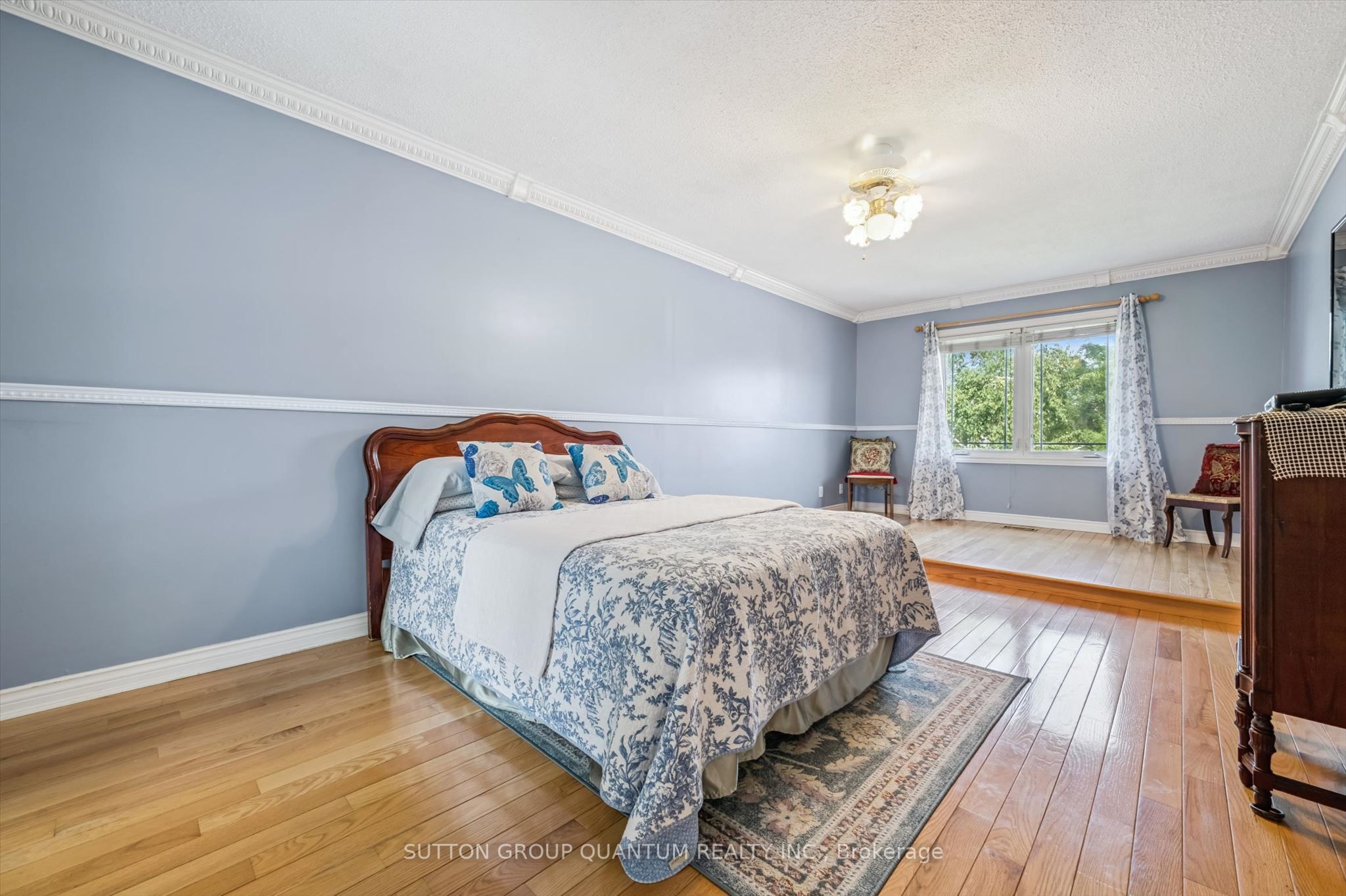 2944 Kingsway Drive Property Photo 14