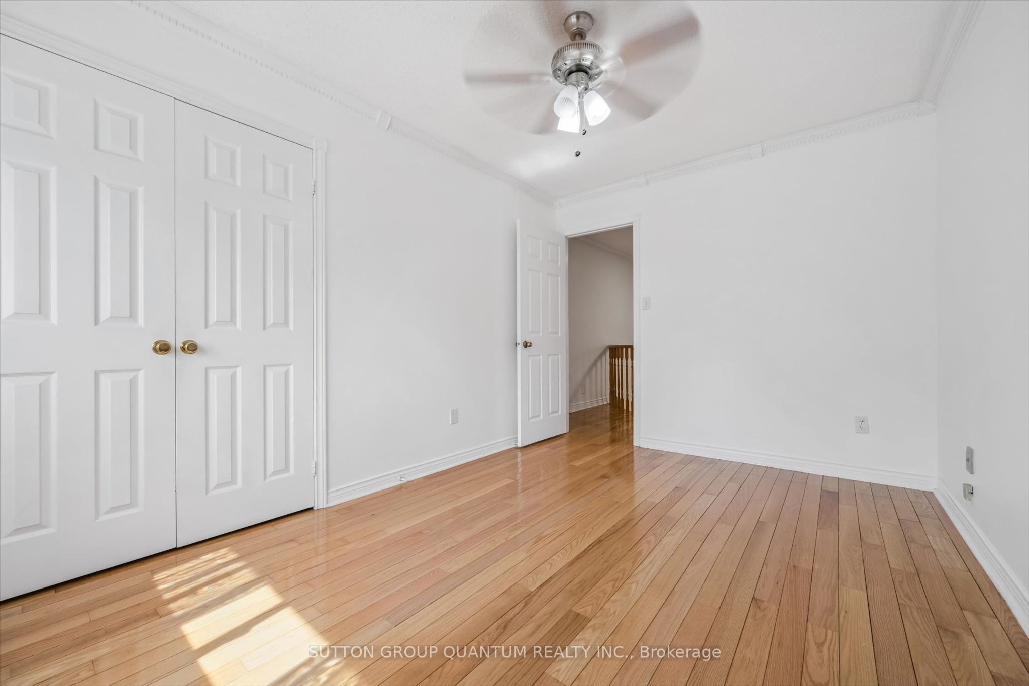 2944 Kingsway Drive Property Photo 16