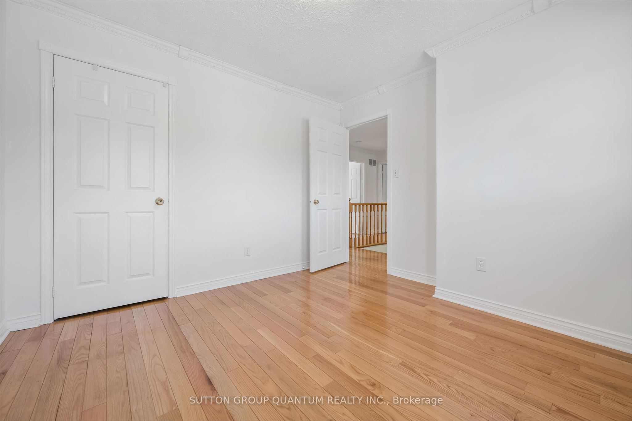 2944 Kingsway Drive Property Photo 18