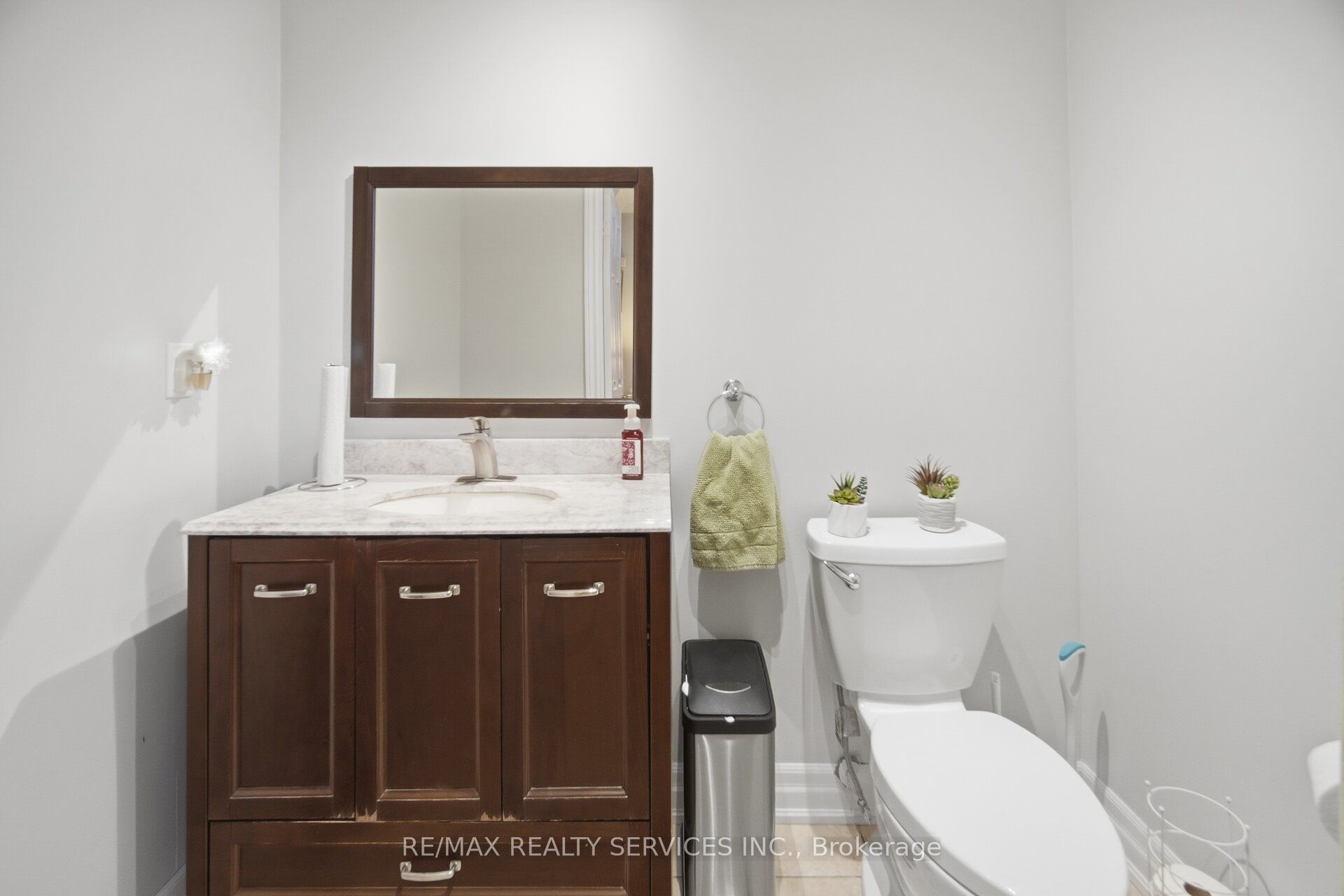 32 Deepcoral Court Property Photo 19
