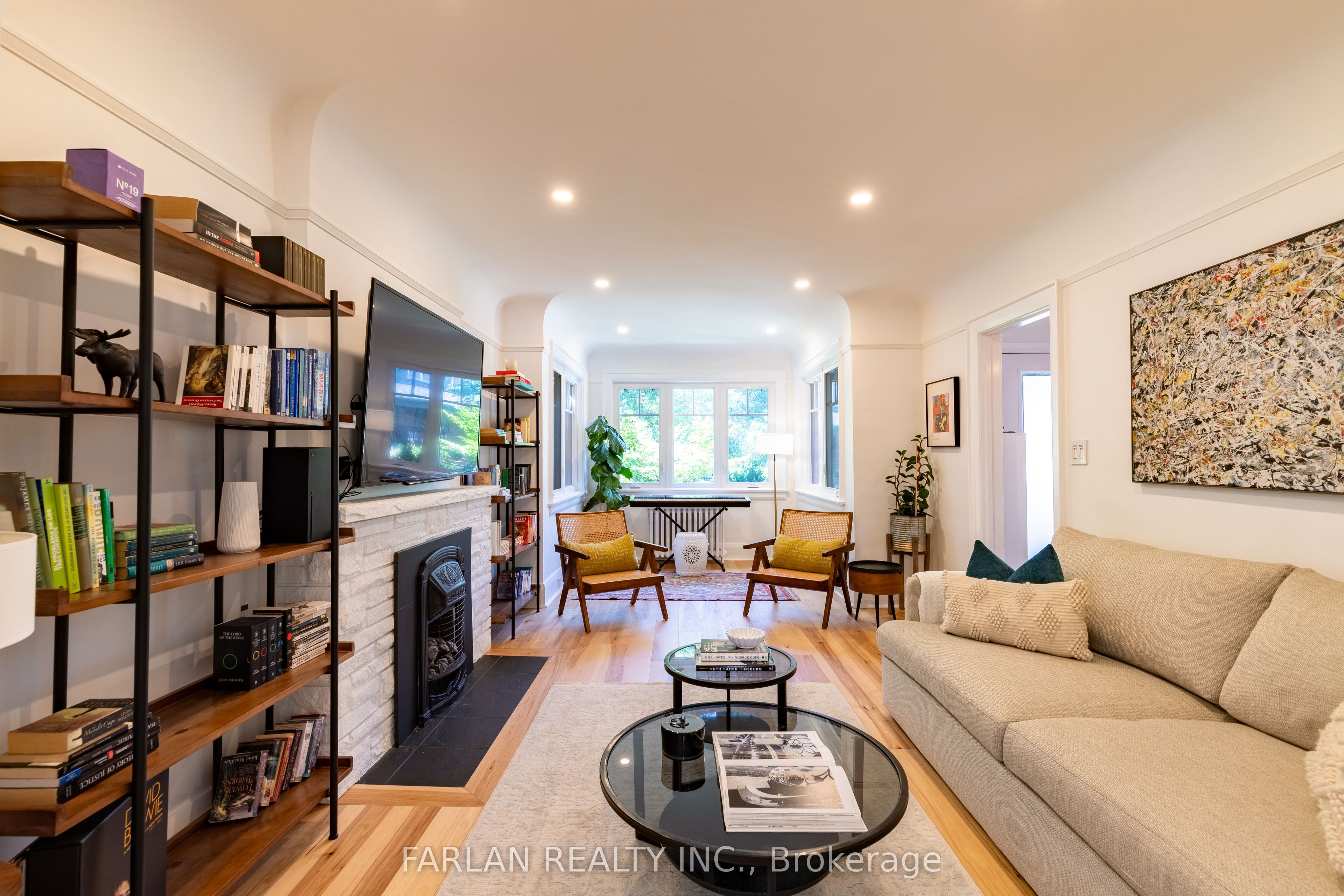 133 Deforest Road Property Photo 6